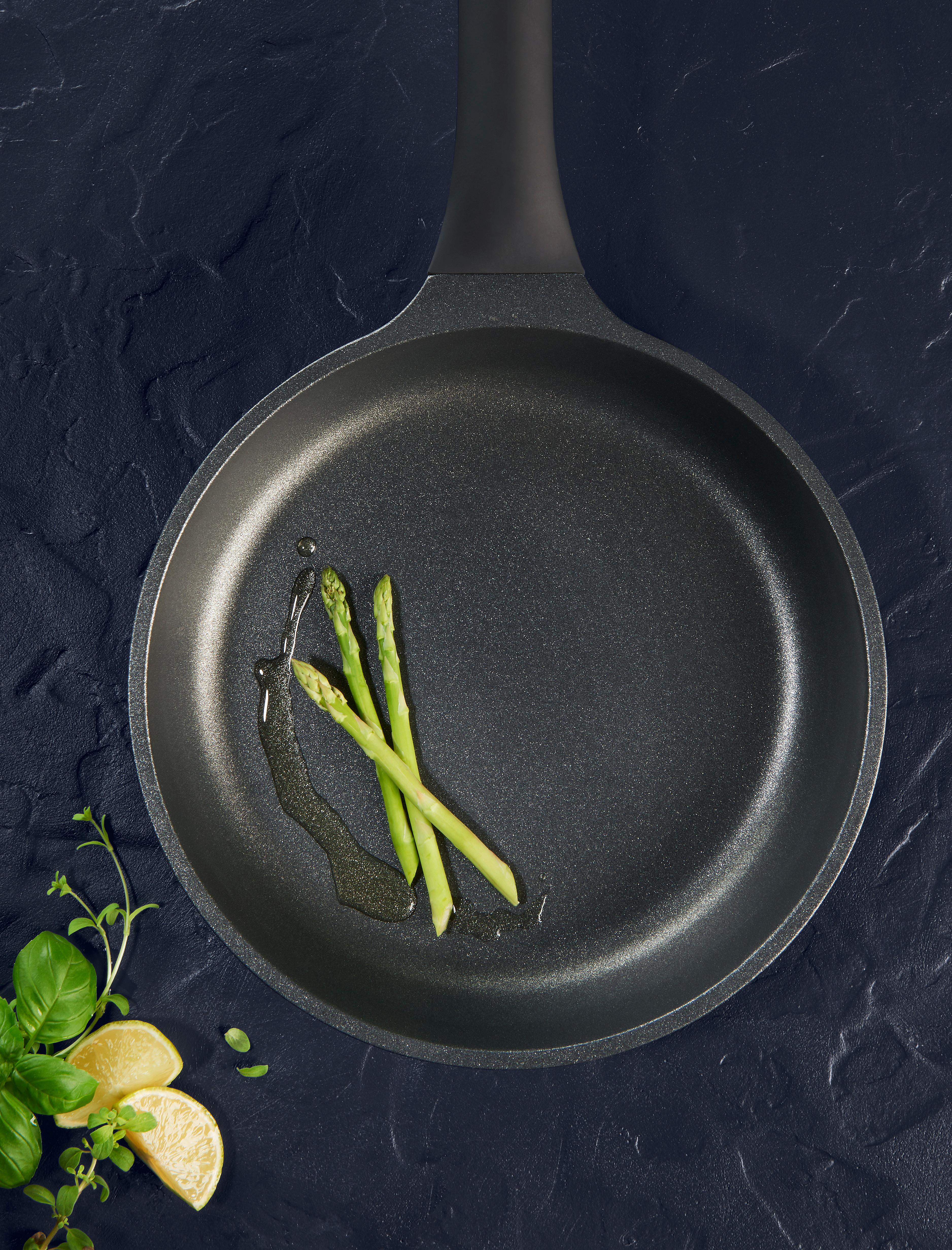 Panvica Black Line, Ø: 24cm - čierna, Konventionell, kov/plast (24/5cm) - Gourmesto