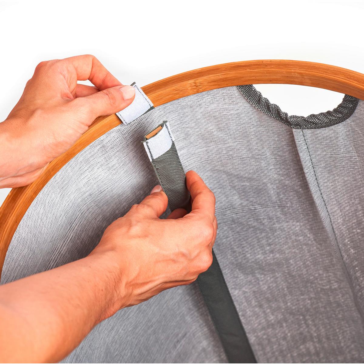 Wäschesammler Grau B: 54 Cm - Grau, Basics, Holz/Textil (54/51/34cm) - Zeller Present