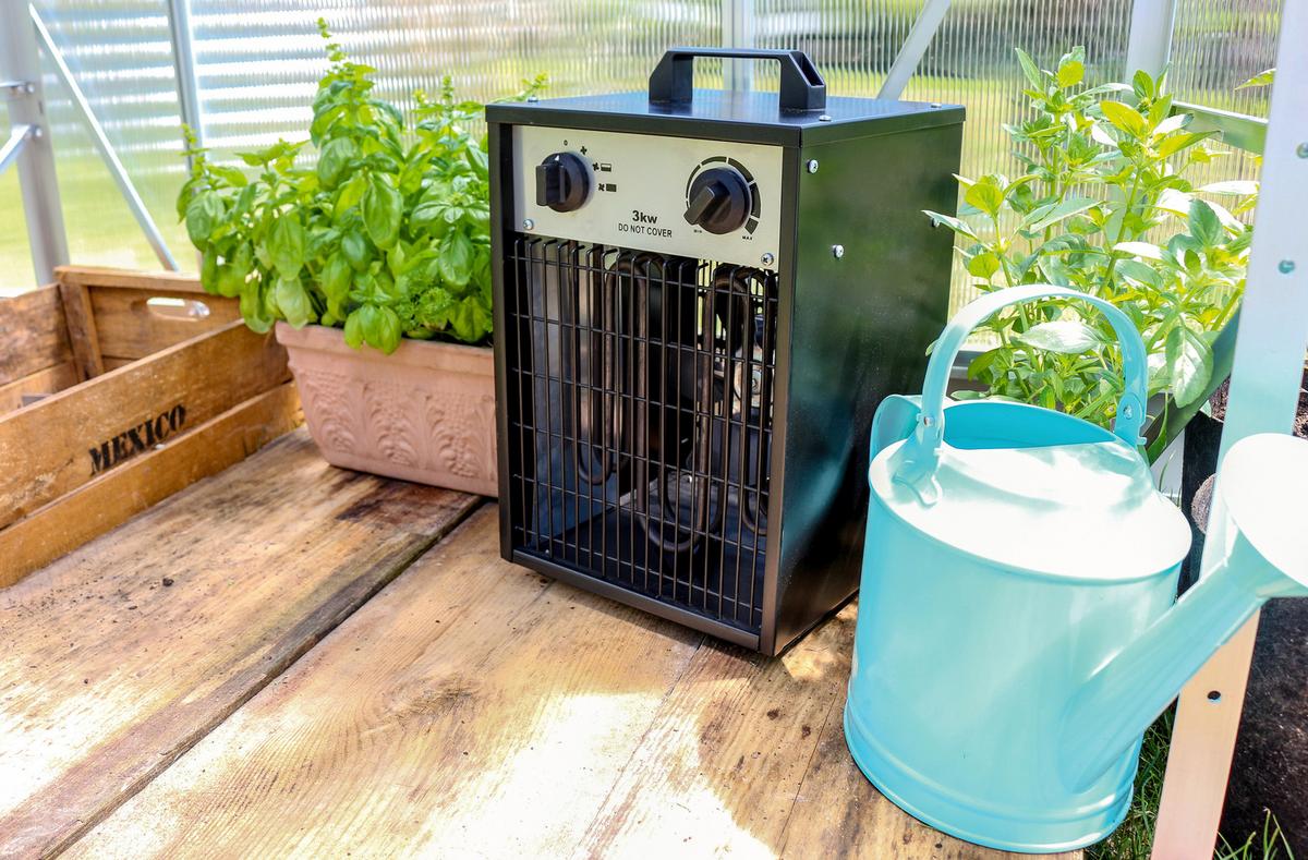 Gewächshausheizung Carinae 3kw - Schwarz, Basics, Metall (25,5/41/25,5cm)