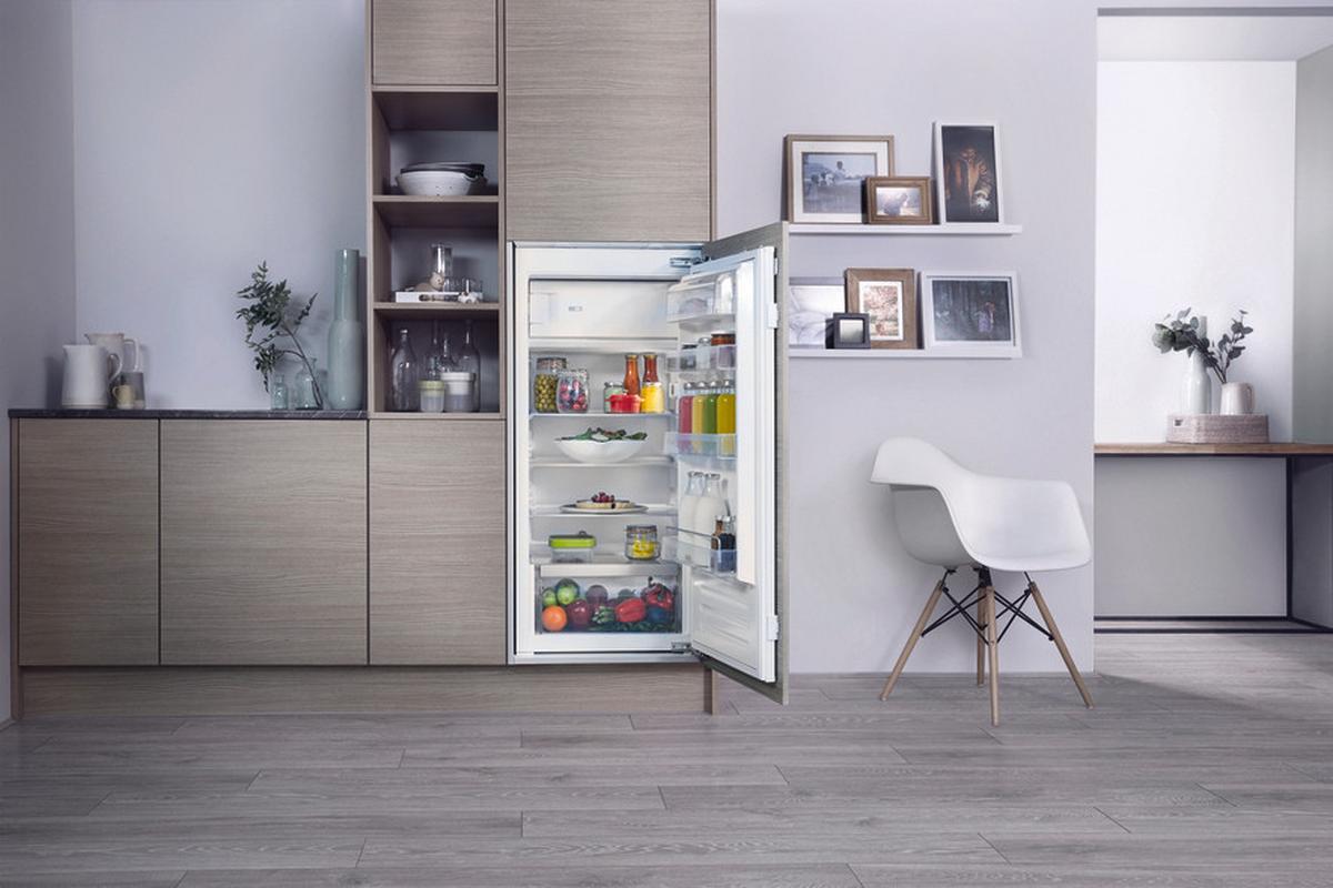 Einbau-Kühl-Gefrierkombination Ksi 12gf2 H: 122 cm 171+18 L - Weiß, Basics (55,7/122/54,5cm) - Bauknecht