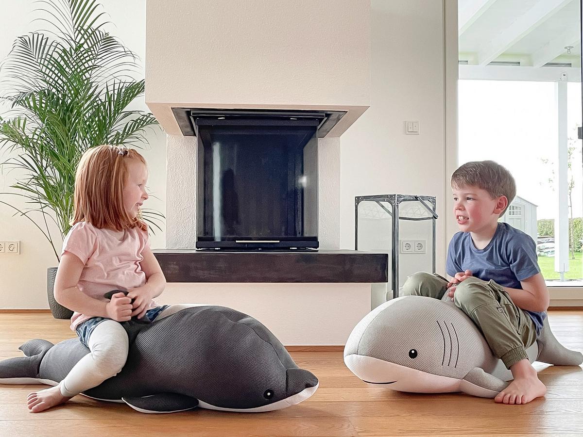 Schwimmtier Hai Grau, L/B/H: 45x111x38cm - Grau, KONVENTIONELL, Textil (45/111/38cm)