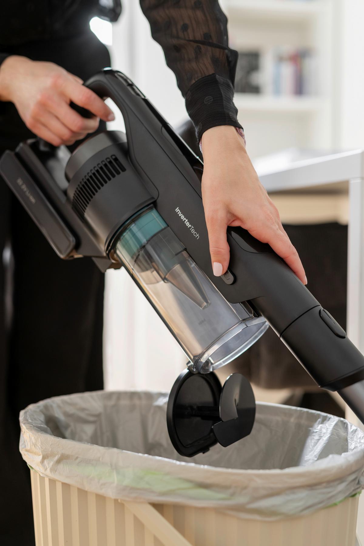 AKKU-HANDSTAUBSAUGER Luftstrom: 14 l/S - Grau, Basics, Kunststoff/Metall (26/112/18,5cm) - Hisense