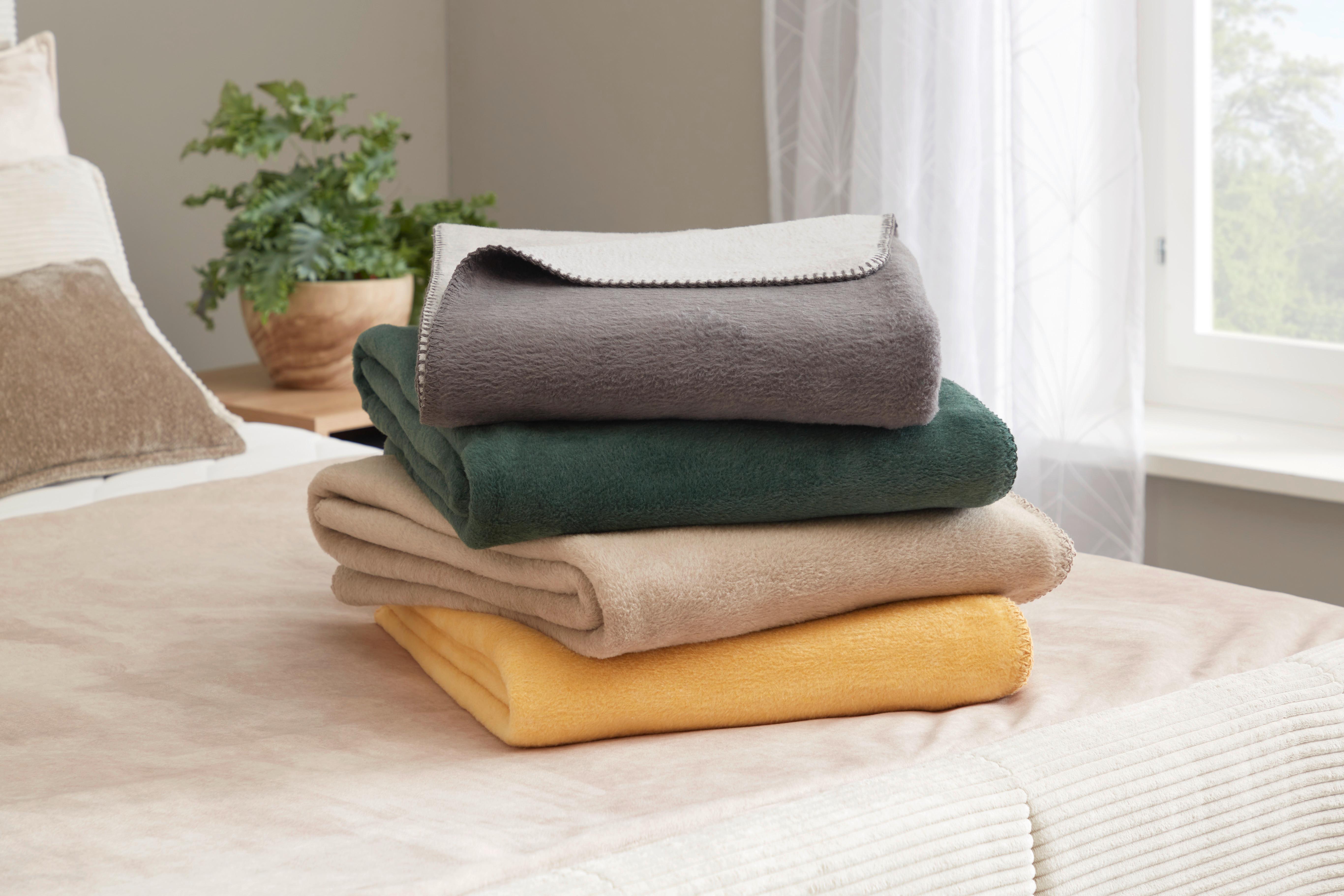 Wohndecke Lani - Grau/Grün, MODERN, Textil (150/200cm) - Luca Bessoni