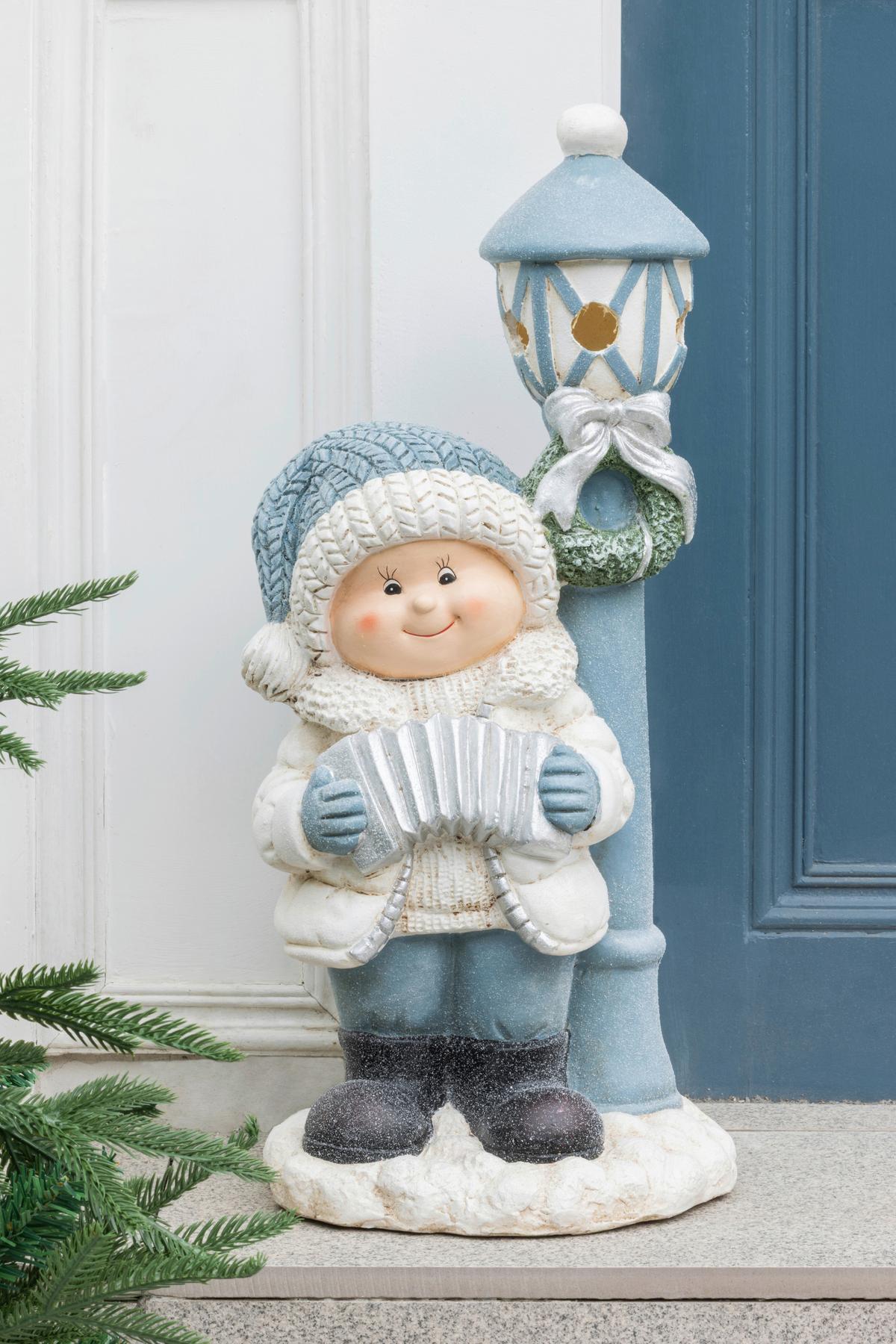 Dekofigur Kind Erik - Gelb/Rot, KONVENTIONELL, Kunststoff (25/19/57cm) - Luca Bessoni