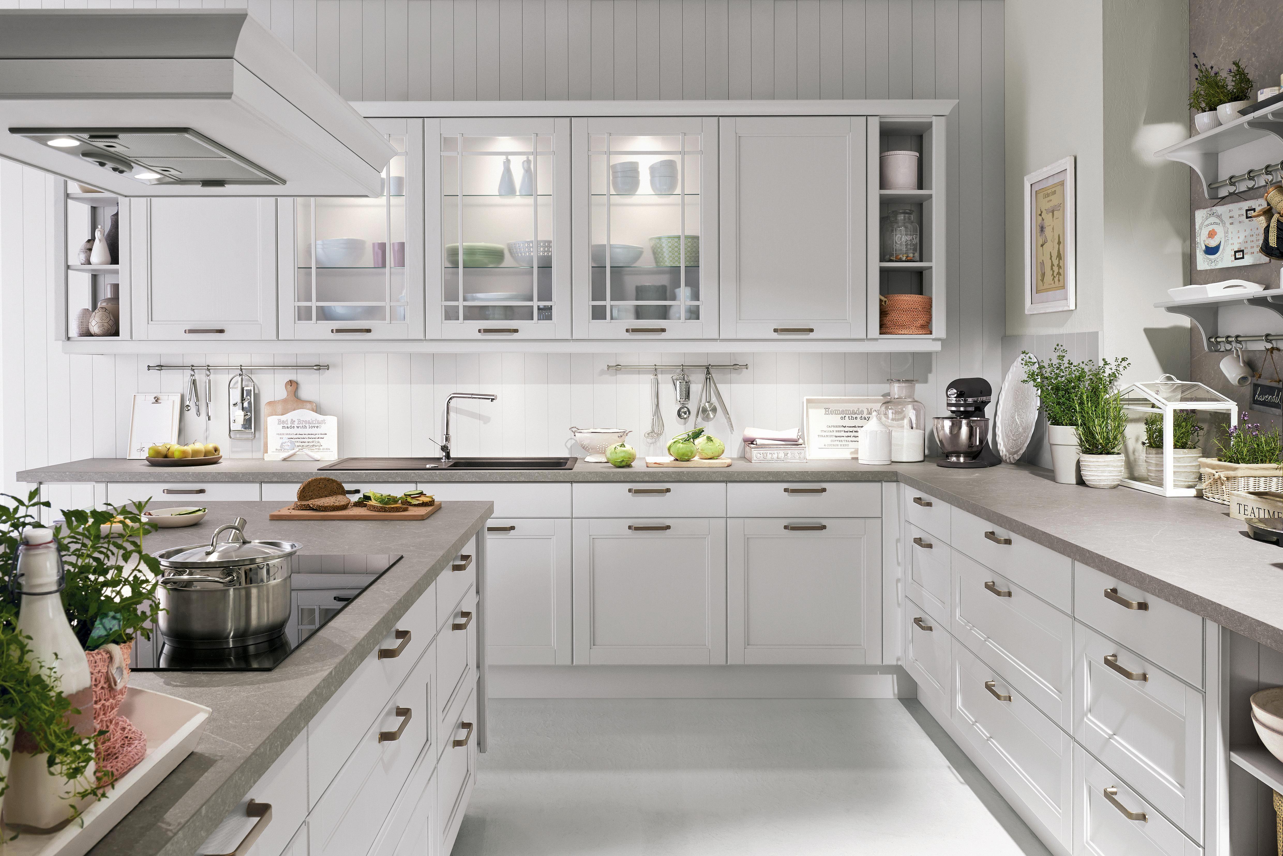 Einbauküche Casablanca individuell planbar - Schwarz/Weiß, MODERN, Holzwerkstoff - Vertico