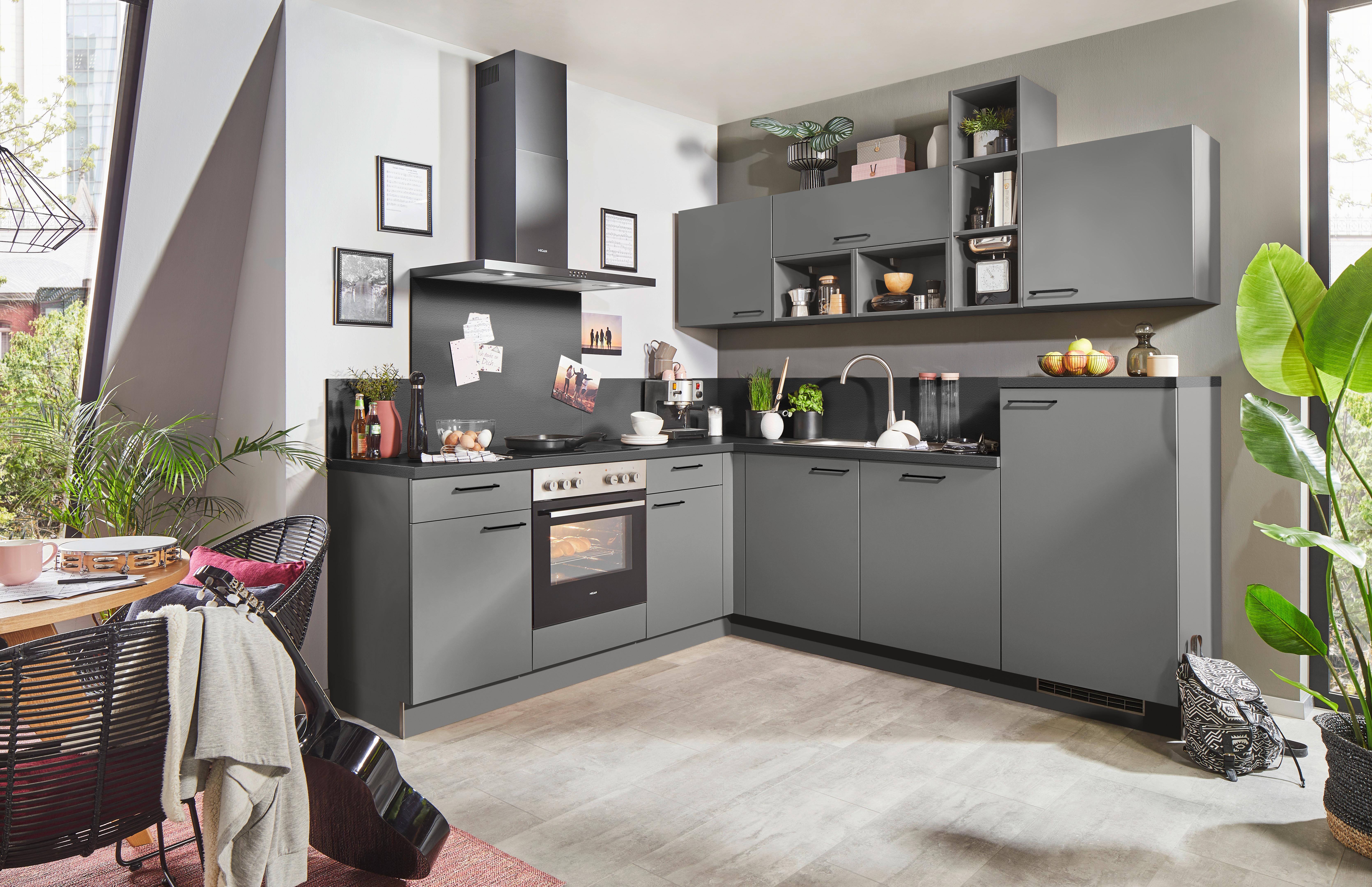 Plánovatelná kuchyň WIN rozměr rohu cca 245x245 cm