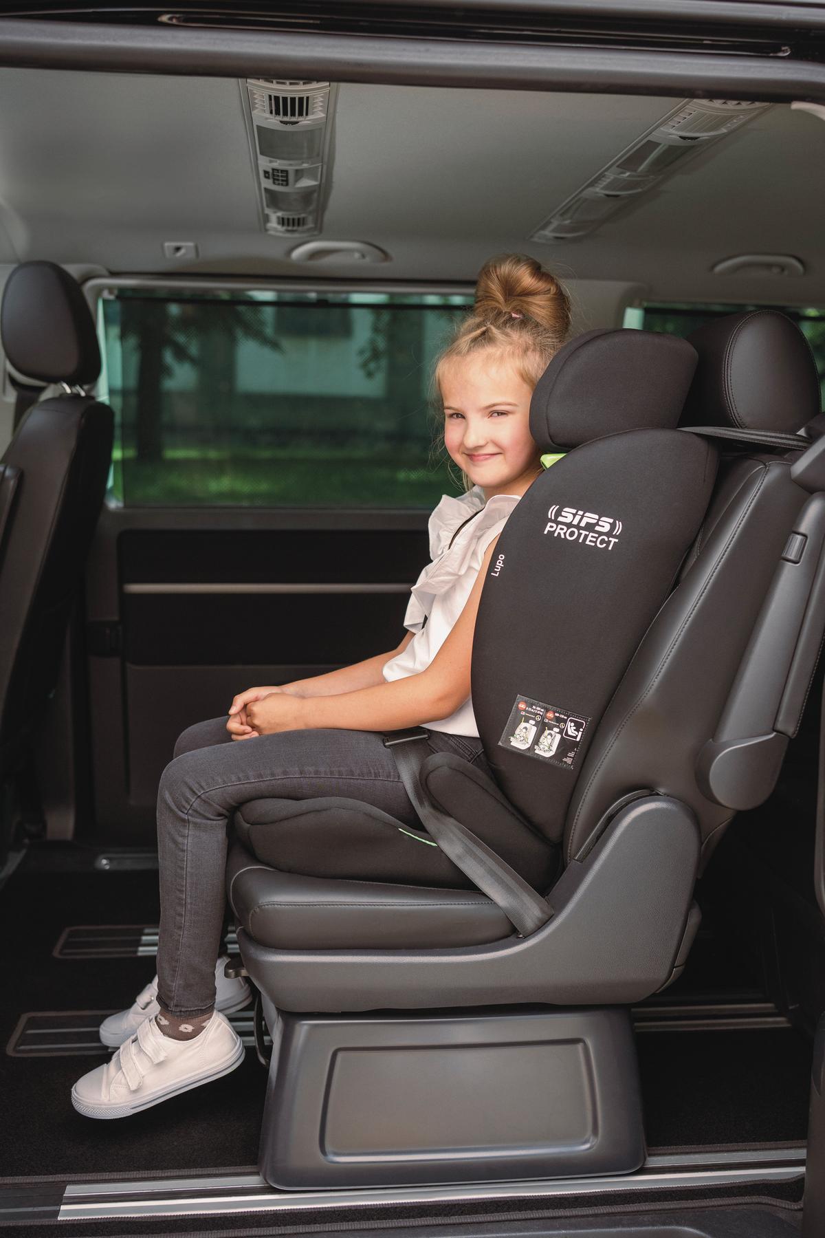 Kinderautositz Lupo I-Size - Schwarz, Basics, Kunststoff/Textil (44/62/48cm) - Osann