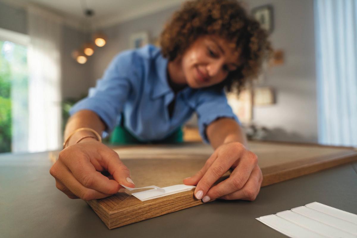 Bildaufhänger Tesa® Powerstrips Click Medium - Weiß, Basics, Kunststoff (2/8/0,3cm) - Tesa