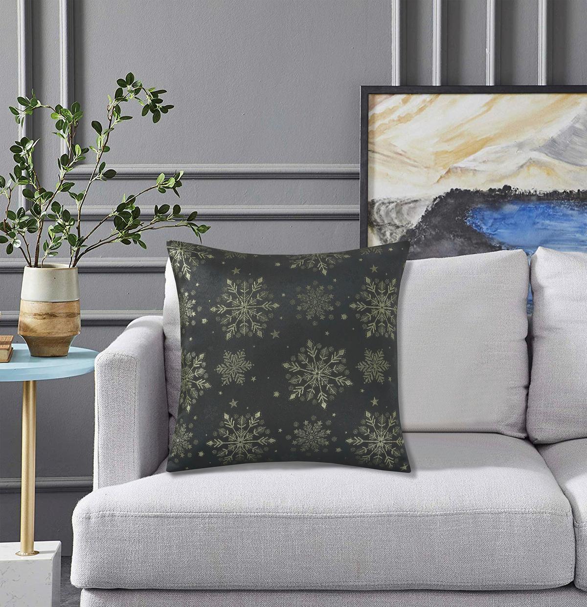 Zierkissen Snowy - Goldfarben/Schwarz, ROMANTIK / LANDHAUS, Textil (45/45cm) - James Wood