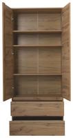 Schrank mit viel Stauraum Schrank mit viel Stauraum
