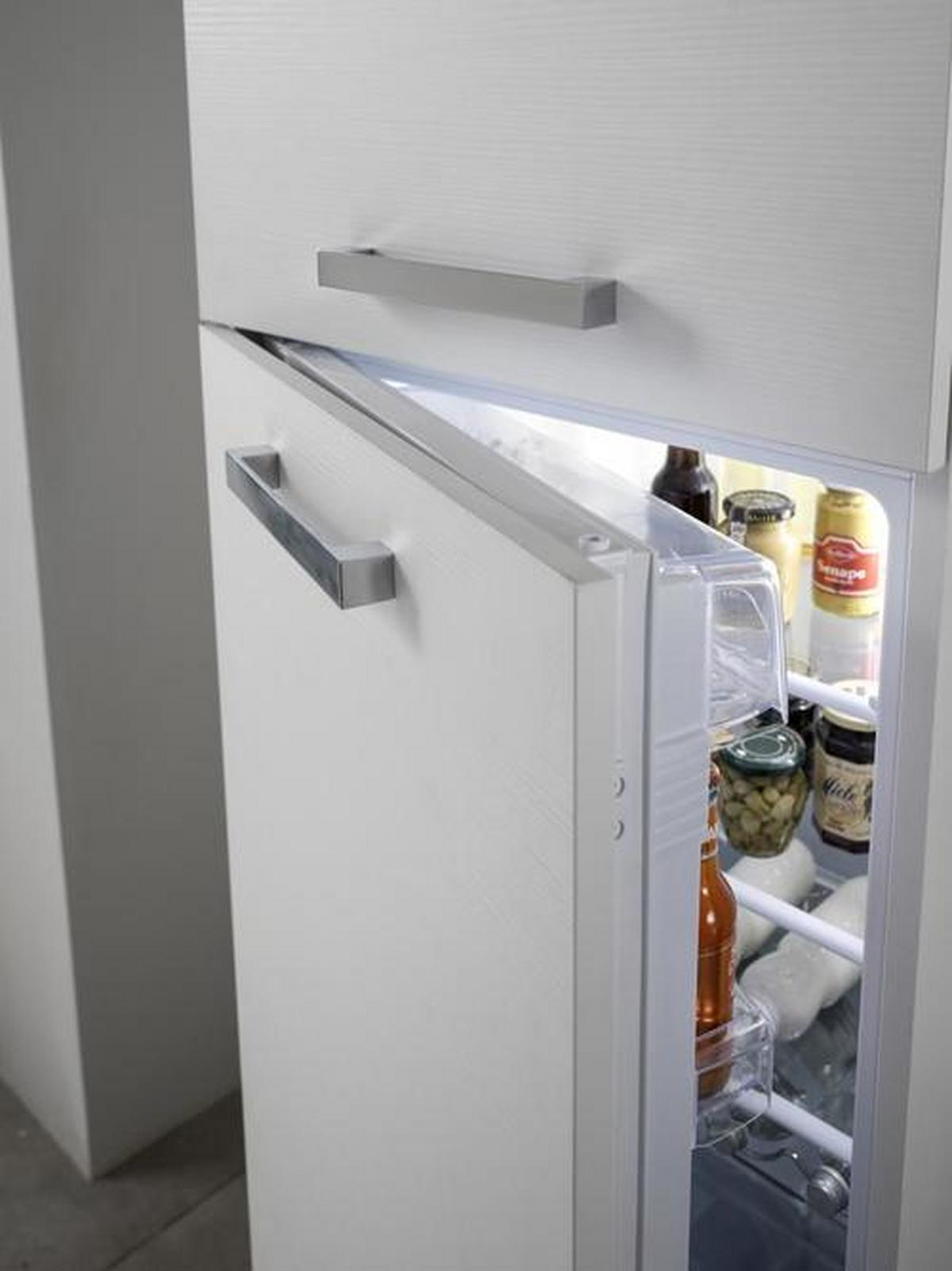 Küchenzeile Belluna mit Geräten 255 cm Weiß/Eiche Elegant - Eiche dunkel/Alufarben, Basics, Holzwerkstoff/Kunststoff (255cm) - MID.YOU