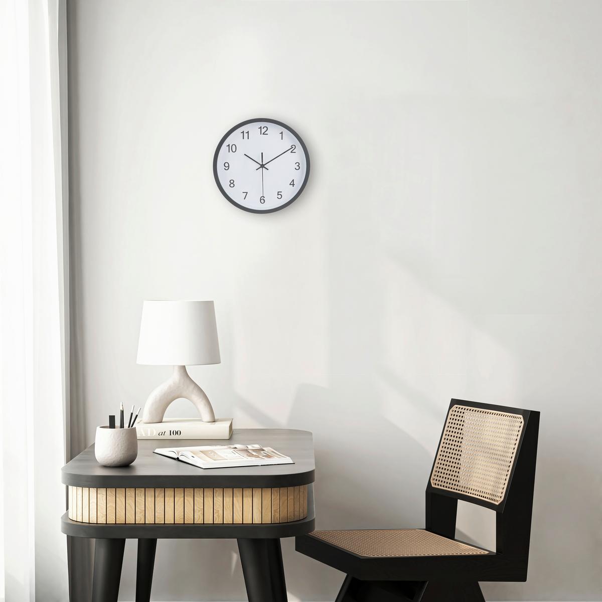 Wanduhr Bounty - Schwarz/Weiß, Design, Glas/Kunststoff (25/4,2cm) - Luca Bessoni