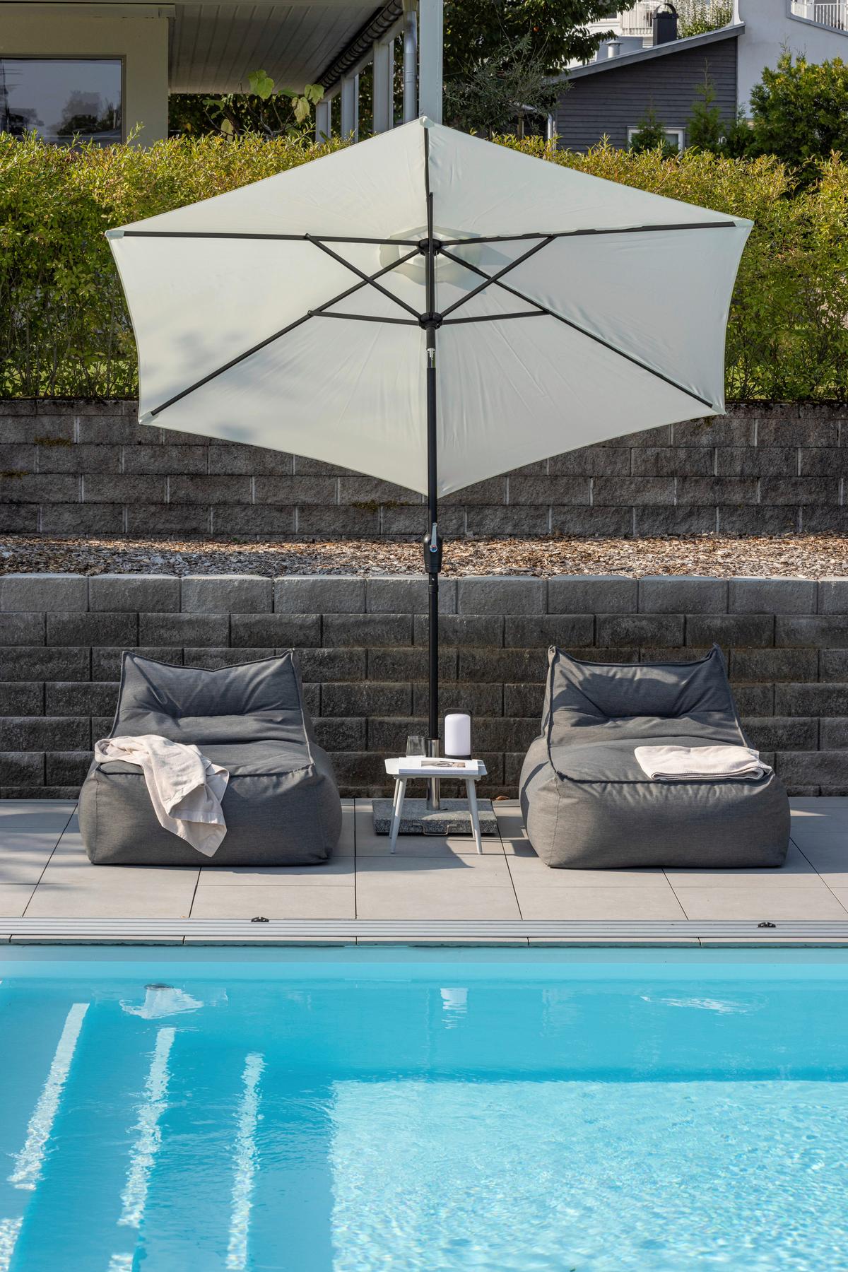 Sonnenschirm Leeds DM: 300cm H: 243cm Weiß - Ecru/Grau, KONVENTIONELL, Textil/Metall (300/300cm) - Gardenson