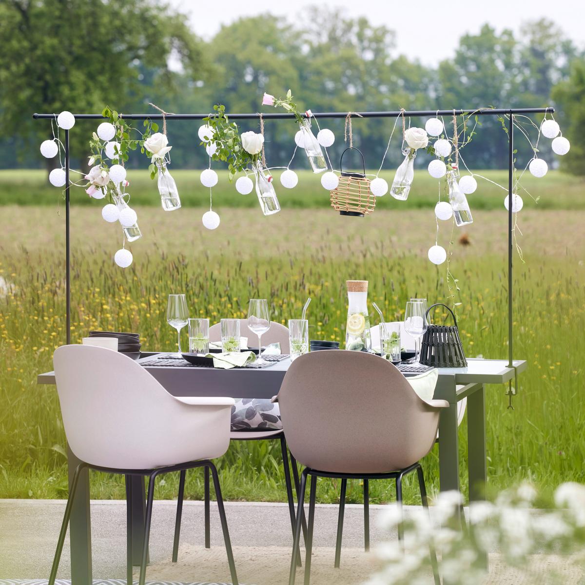 DEKORAČNÁ KONŠTRUKCIA NA STÔL RACK - čierna, Modern, kov (90/140cm) - Modern Living
