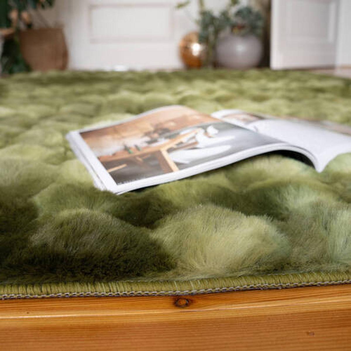 Fellteppich My Camouflage - Grün, KONVENTIONELL, Textil (80/150cm) - Obsession