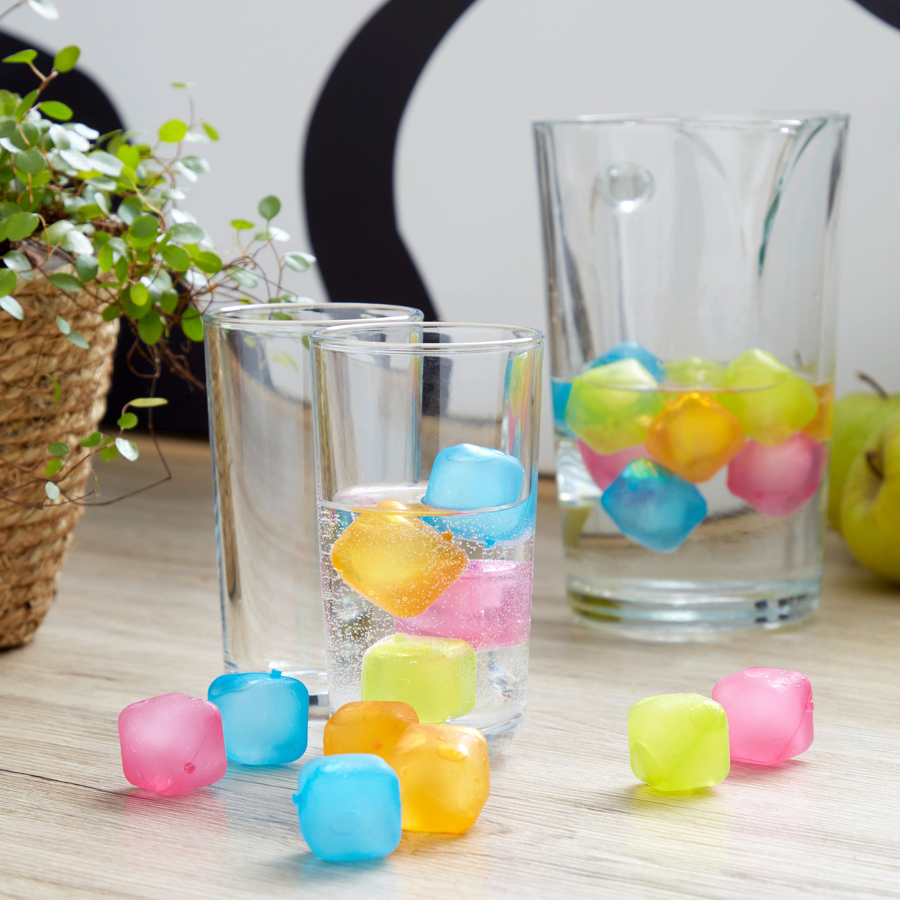 Eiswürfel aus lebensmittelechtem Kunststoff