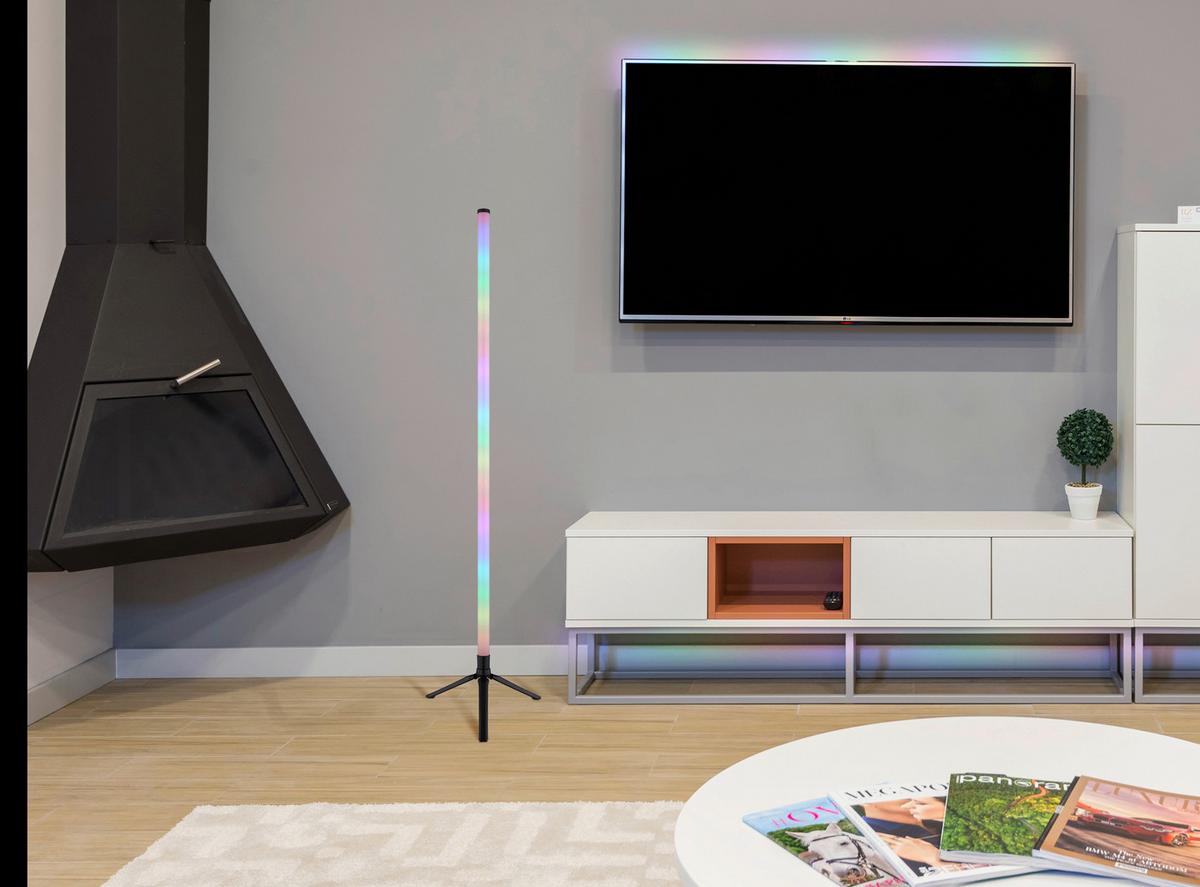 STOJACIA LED LAMPA FARBI - čierna/opálová, Konventionell, plast (37/113cm) - Mömax