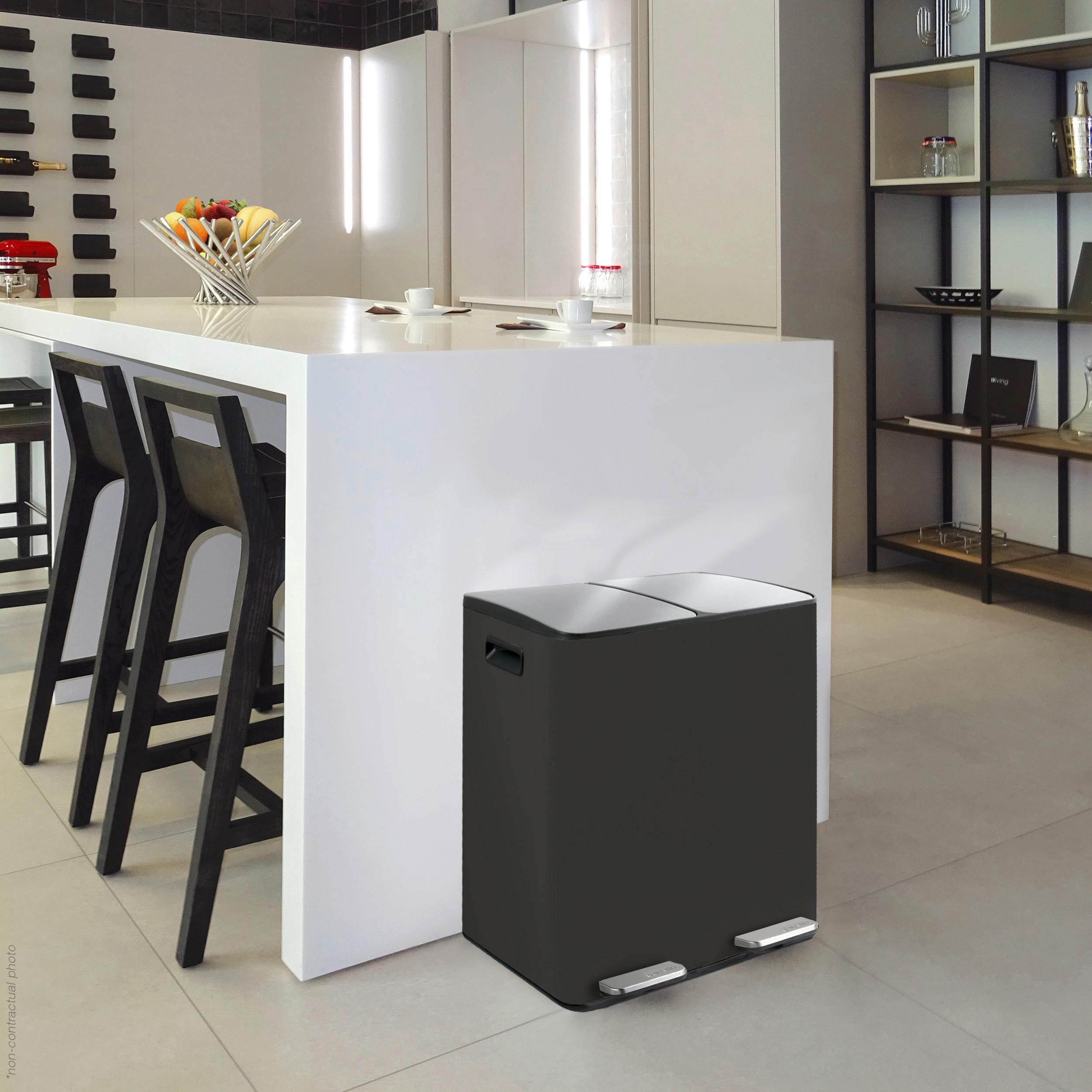 Treteimer Aliya 40l Schwarz Metall Lbh: 45x30x51 Cm - Schwarz, Basics, Kunststoff/Metall (45/30/51cm) - Spirella