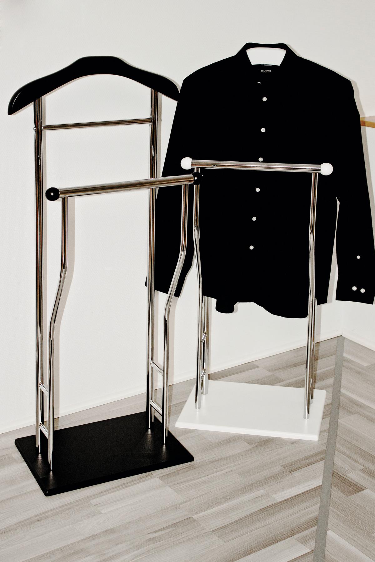 Herrendiener Gent B: 45 Cm Mit Hosenbügel Stahl/holz Schwarz - Chromfarben/Schwarz, Basics, Holzwerkstoff/Metall (45/110/30cm)