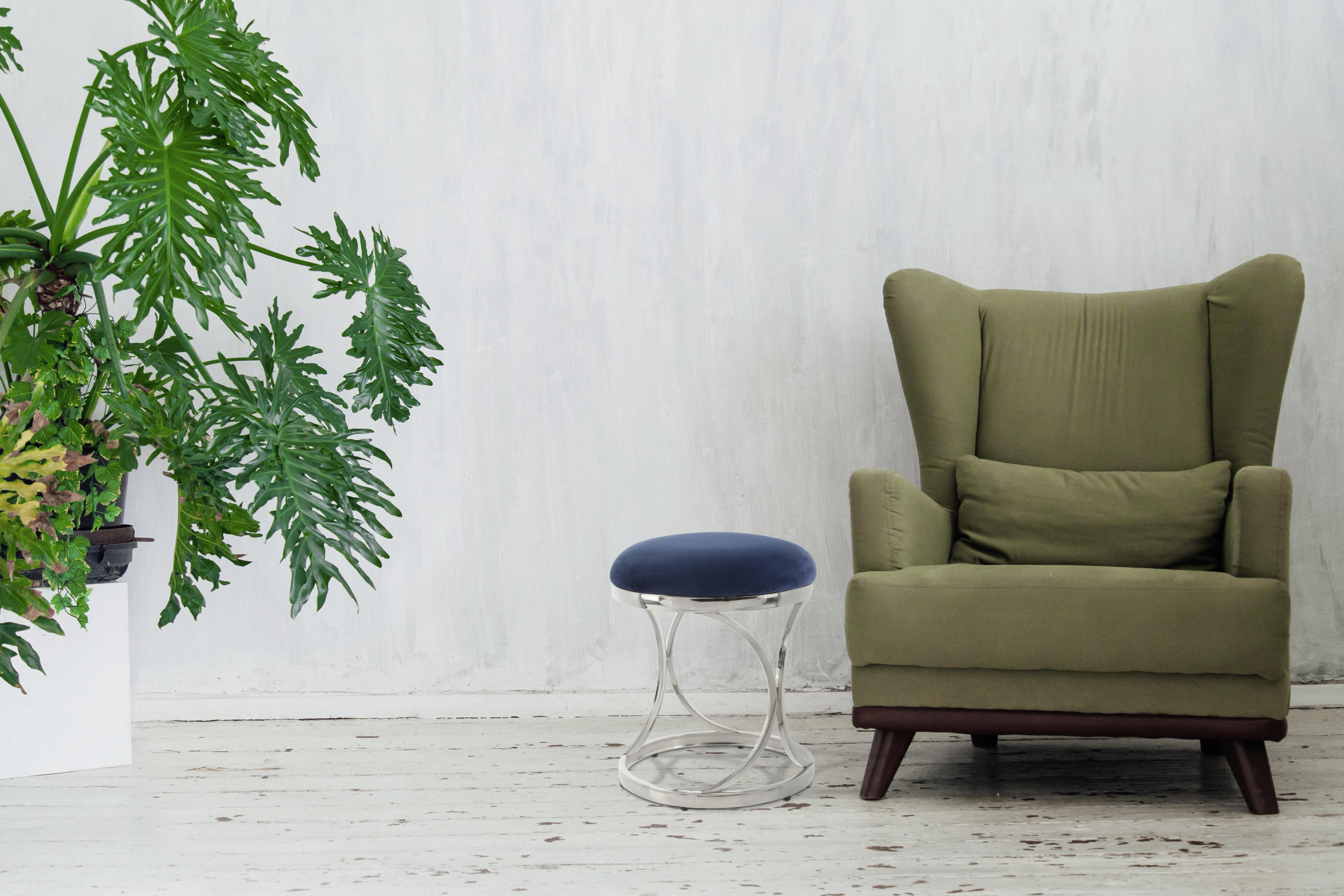 Hocker Samt/Edelstahl Blau/ Silbern Sitz Gepolstert H:49cm - Blau/Silberfarben, Trend, Textil/Metall (40/49/40cm) - Kayoom