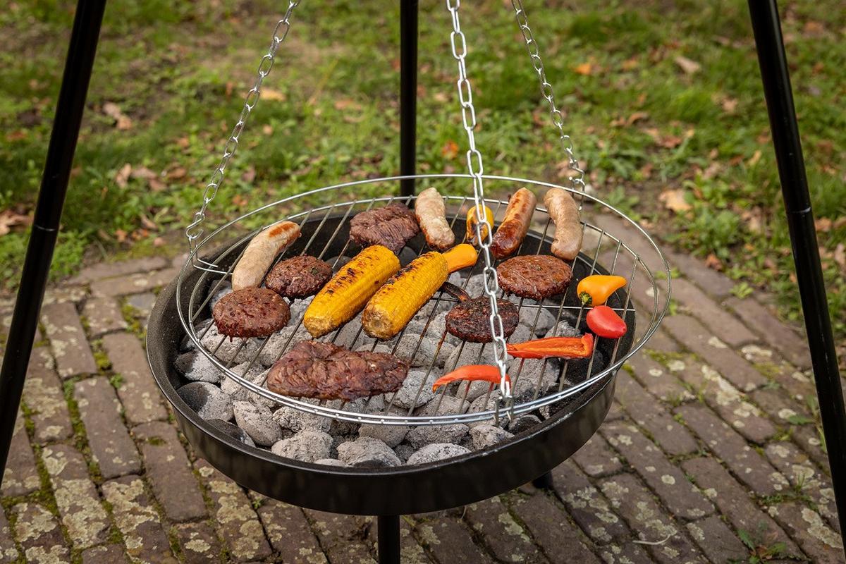 DREIBEIN MIT GRILL-FEUERSCHALE - Schwarz, LIFESTYLE, Metall (67,5/77/157cm)