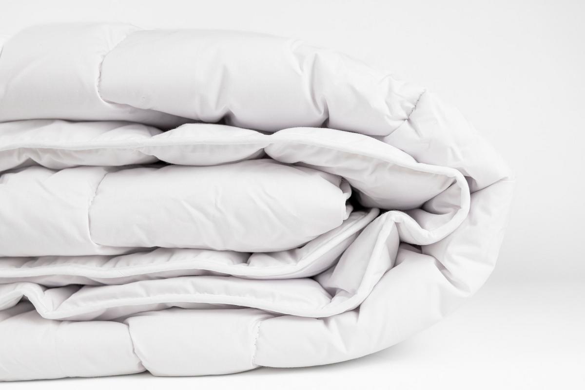 Steppdecke Lux Mono Weiß 135-140x200 cm - Weiß, LIFESTYLE, Textil (135/200cm)