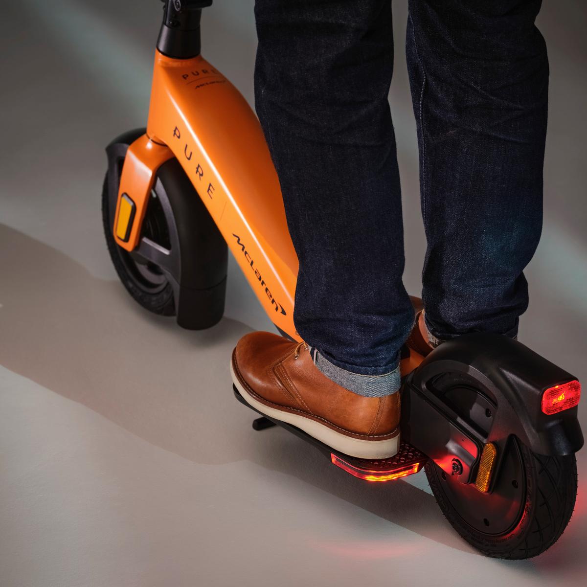 Elektroscooter CS-PURE-ADV-MCL -PA, StVO Konform - Orange, Basics, Metall (60/108/104cm)