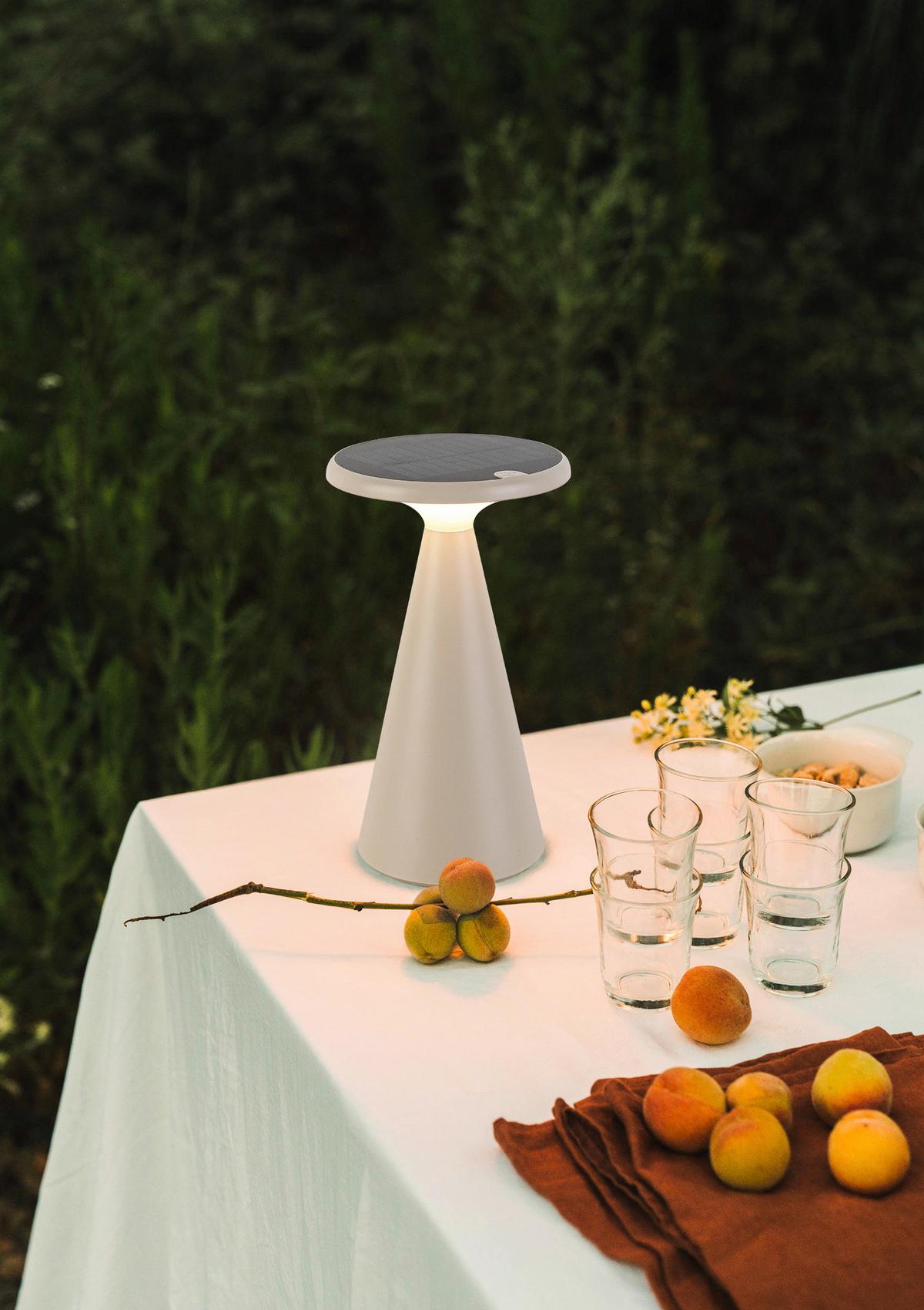 VENKOVNÍ LED SVÍTIDLO HIRO - černá/pískové barvy, Moderní, plast (11,5/20,3cm) - Modern Living