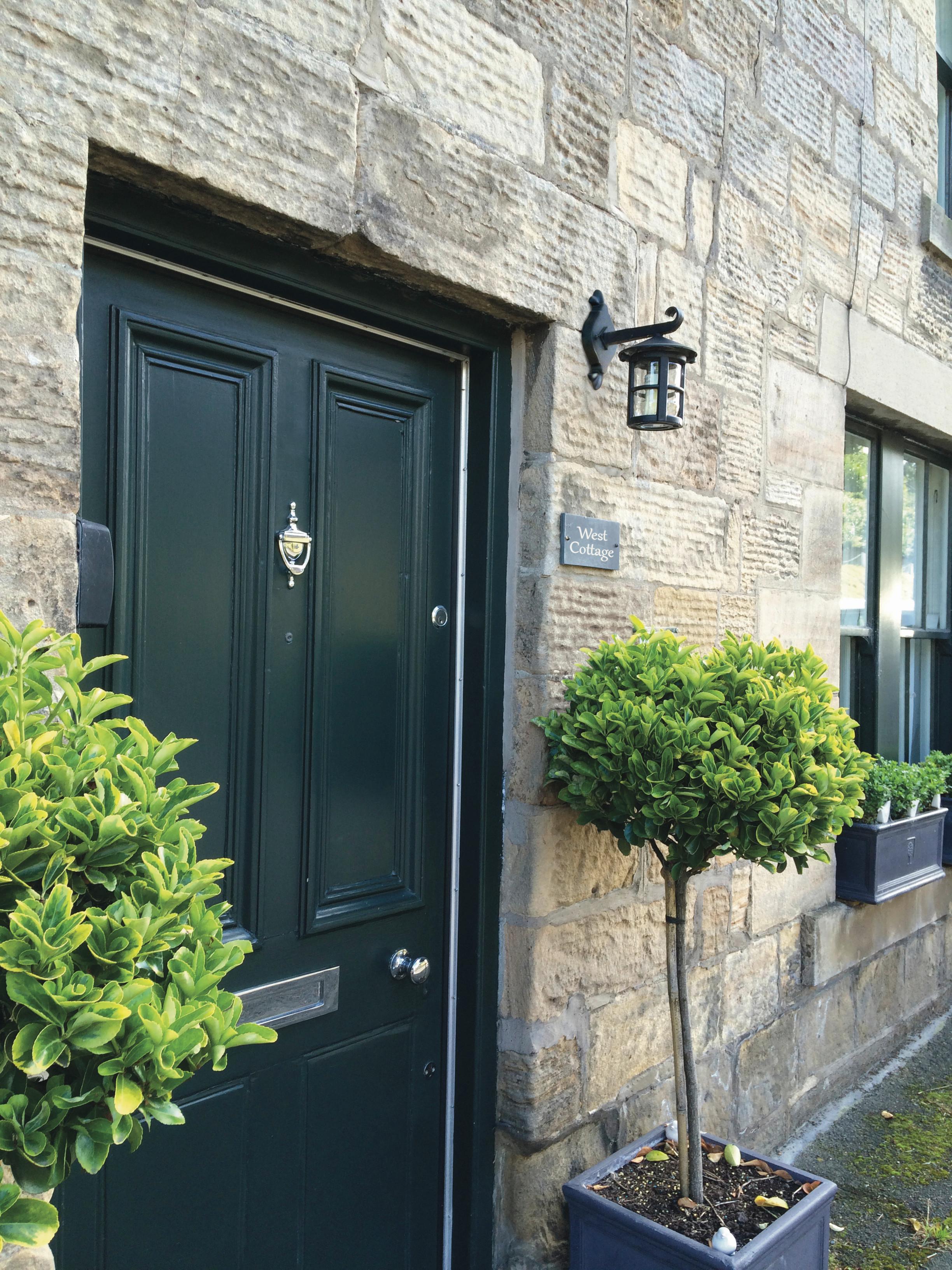 Außenwandleuchte 100 Watt Metall Glas, Wandmontage - Schwarz, Natur, Glas/Metall (22,1/15/29,4cm) - Elstead Lighting