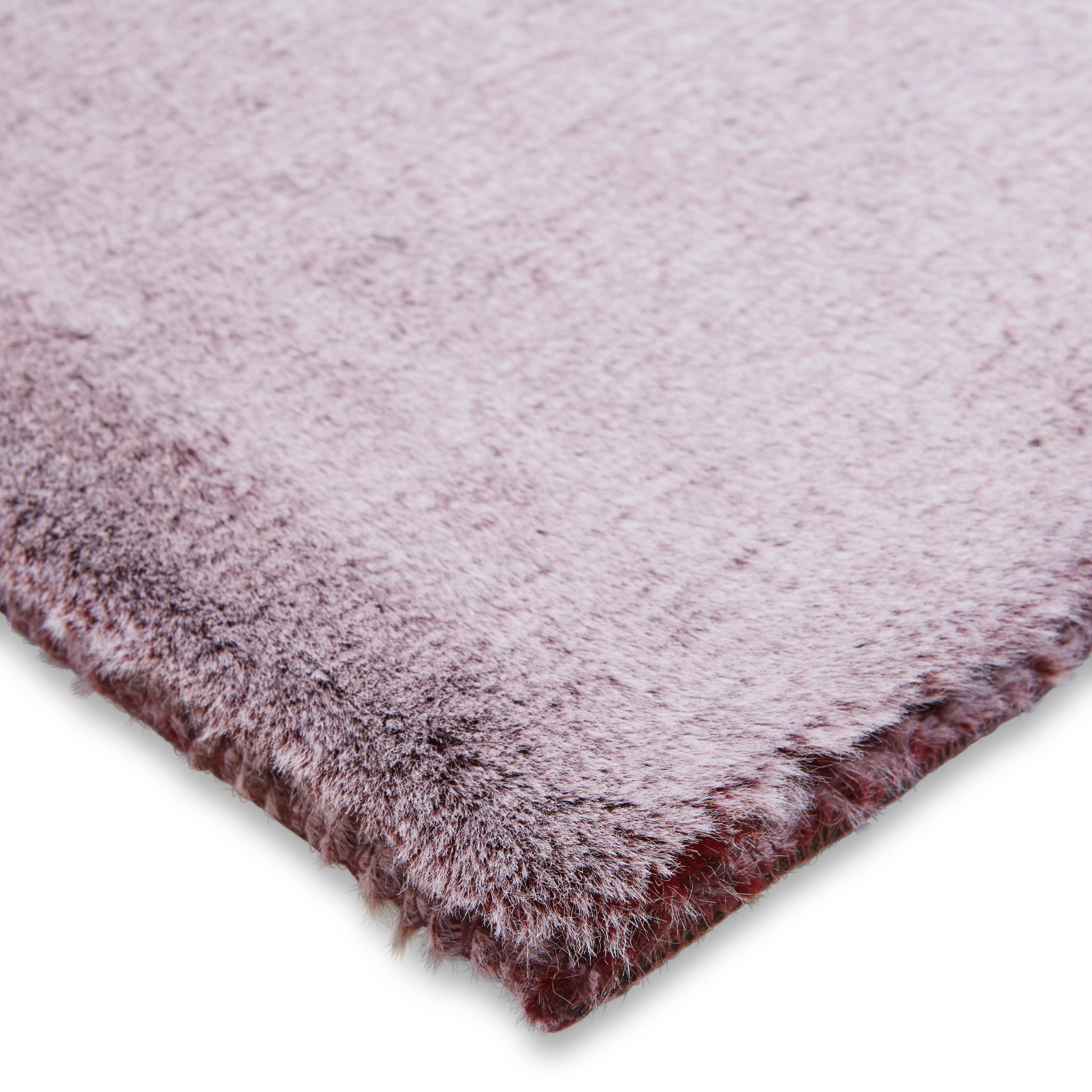 Umelá Kožušina Denise 3, 160/220cm, Bobuľová - bobuľová, Romantický / Vidiecky, textil/kožušina (160/220cm) - Modern Living