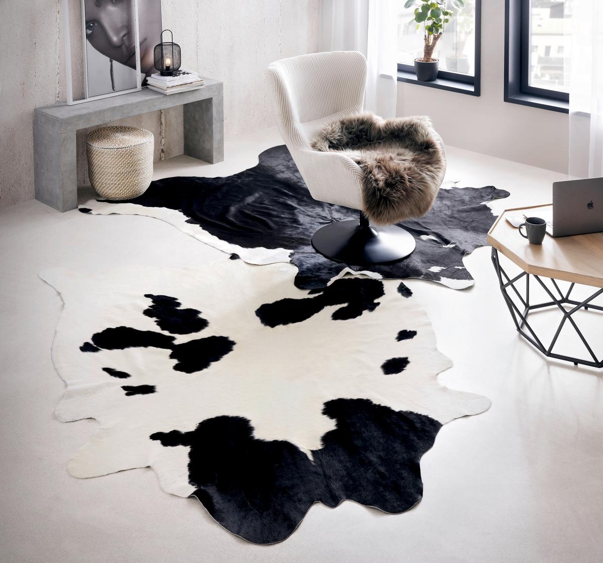 HOVÄDZIA KOŽUŠINA Christoph, 2-4,5m2 - hnedá/čierna, Modern, textil (4,5qm) - Modern Living