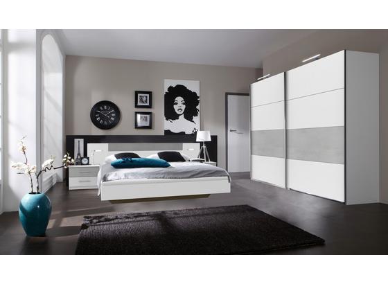 Schlafzimmer Mit Bett Kasten Und Nachtkommoden