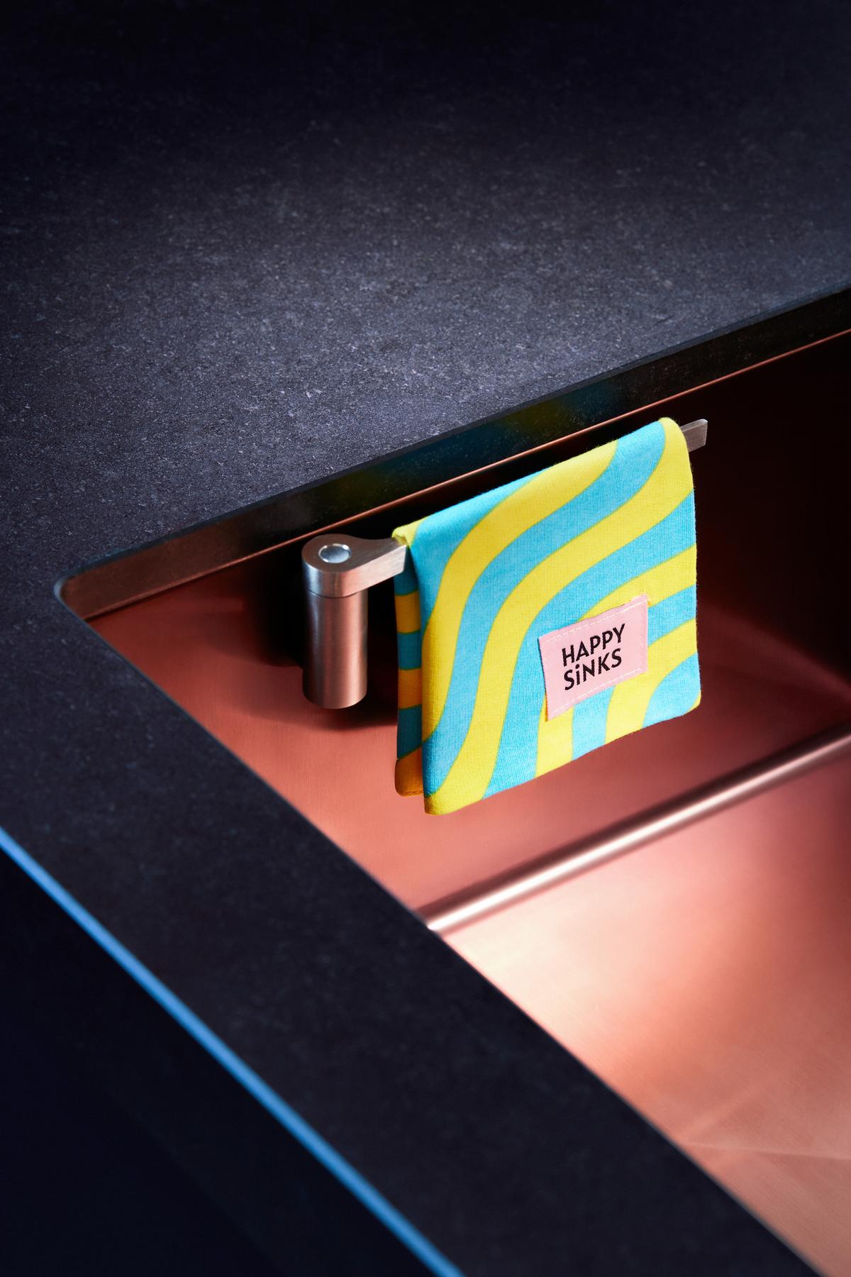 Spültuchhalter Chrom, Schwenkbar, Magnetisch - Chromfarben, Basics, Metall - HAPPY SINKS