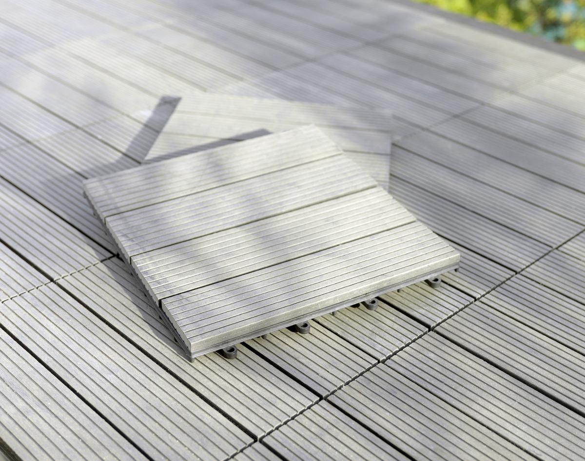 TERASOVÁ DLAŽDICE WILLI - šedá, plast (30/2,2/30cm) - Mömax