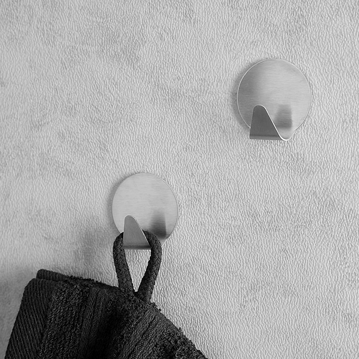 Lepící háčky WENKO -SB- - barvy nerez oceli, kov (3,5/3,7/2cm) - Mömax