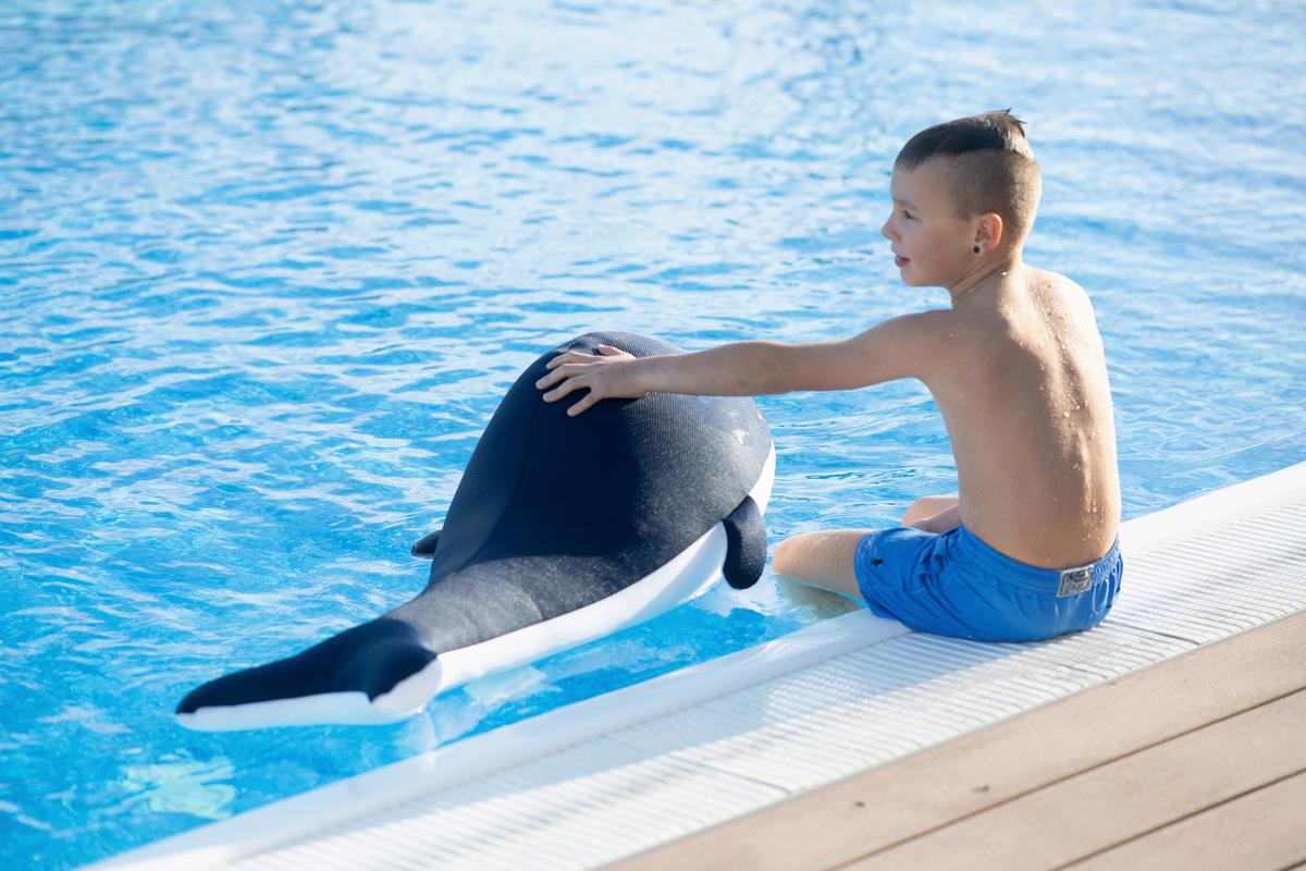 Schwimmtier Wal Blau, L/B/H: 50x104x30cm - Blau, KONVENTIONELL, Textil (50/104/30cm)