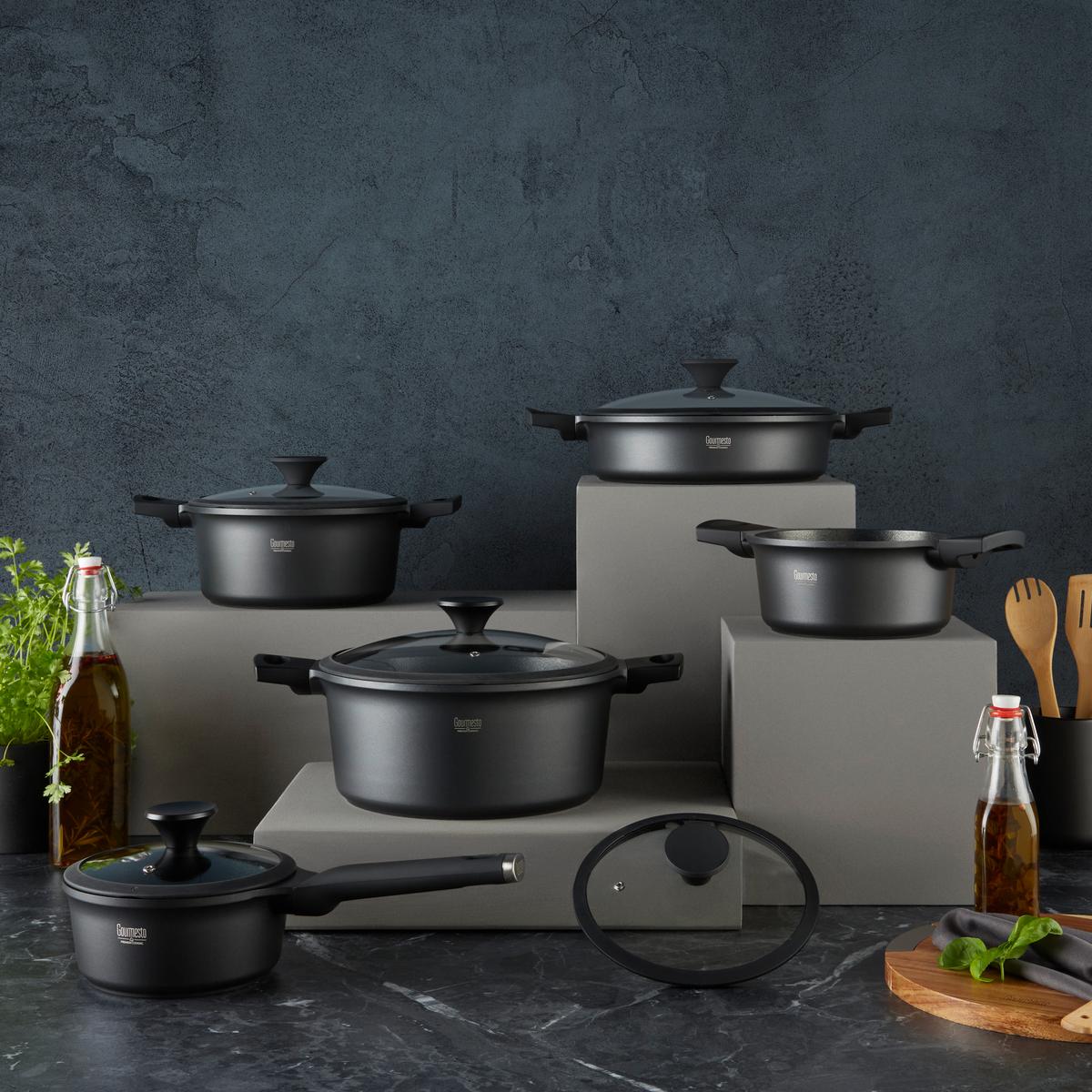 Hrnciec Black Line, 2,5l - čierna/číra, Konventionell, kov/plast (20/9,6cm) - Gourmesto