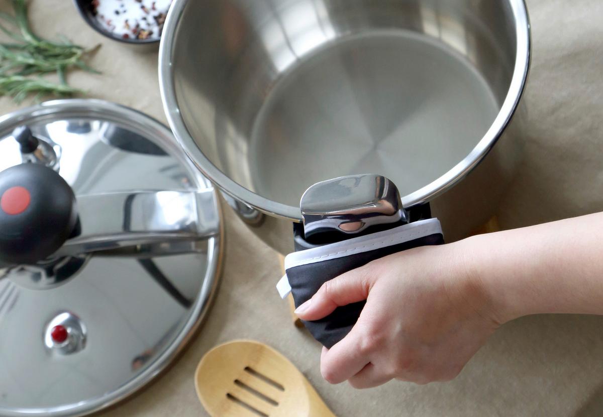 Schnellkochtopf Cordoba 8l Edelstahl/schwarz Mit Deckel - Silberfarben/Schwarz, Basics, Kunststoff/Metall (24cm)