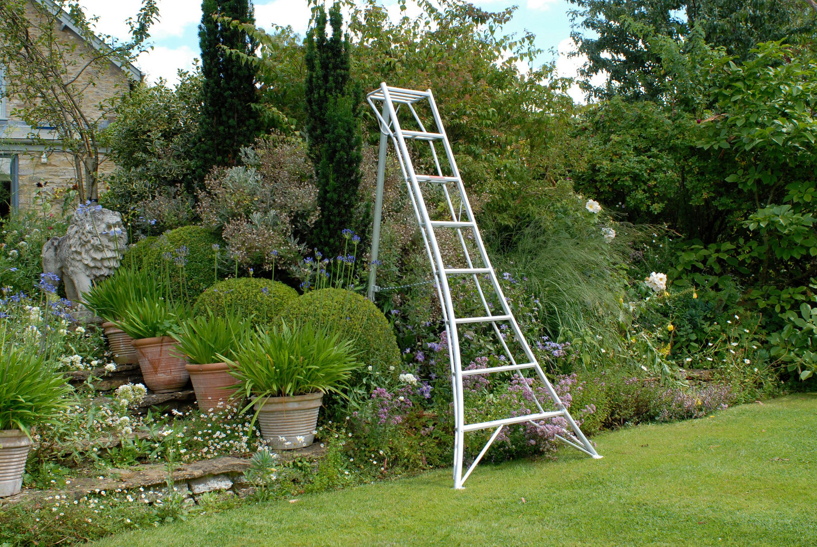Leiter 3-Holm-Gartenleiter 240cm - Silberfarben, Basics, Metall (125/240/20cm)
