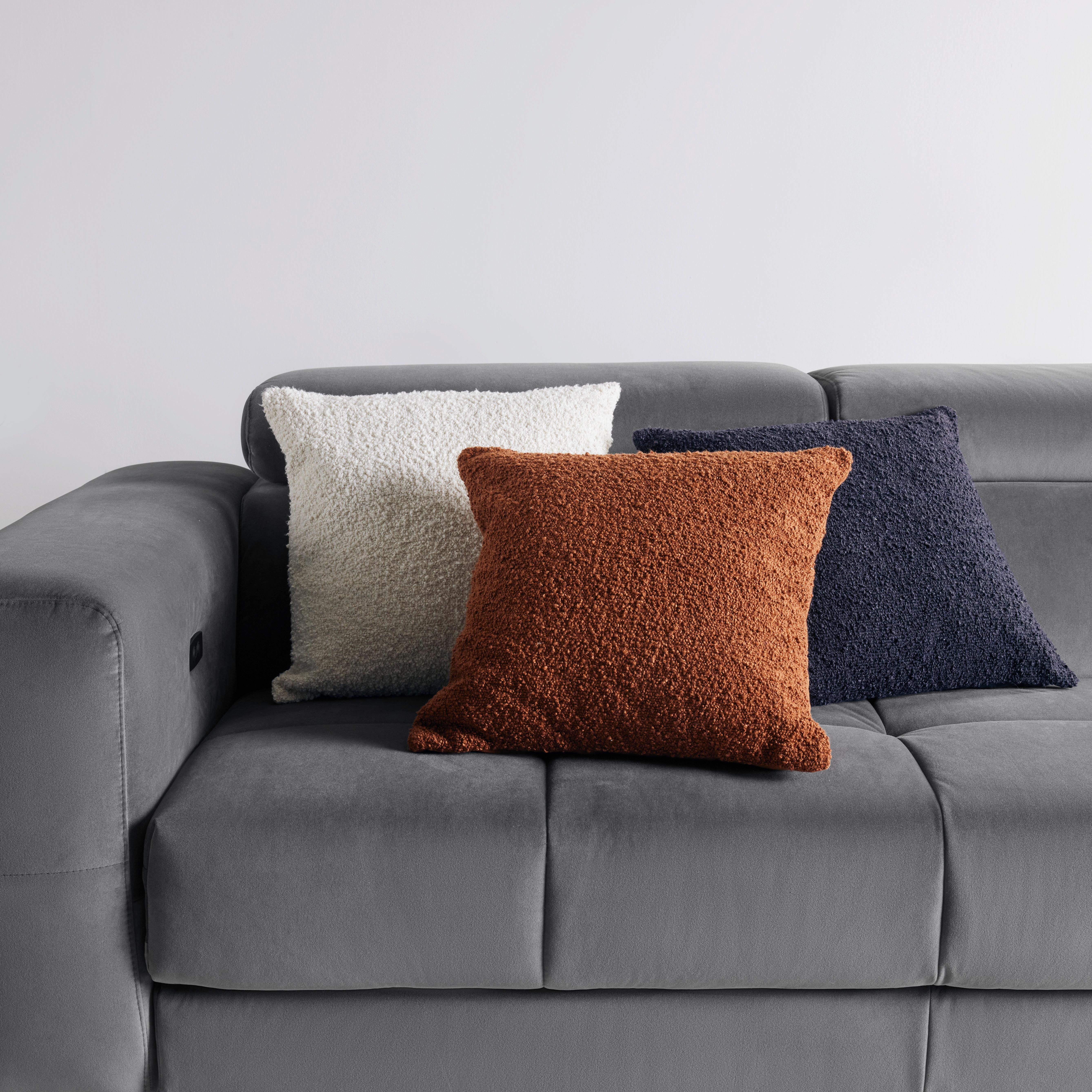 Dekorační polštář Boucle, 45/45cm, antracit - antracitová, Konvenční, textil (45/45cm) - Modern Living