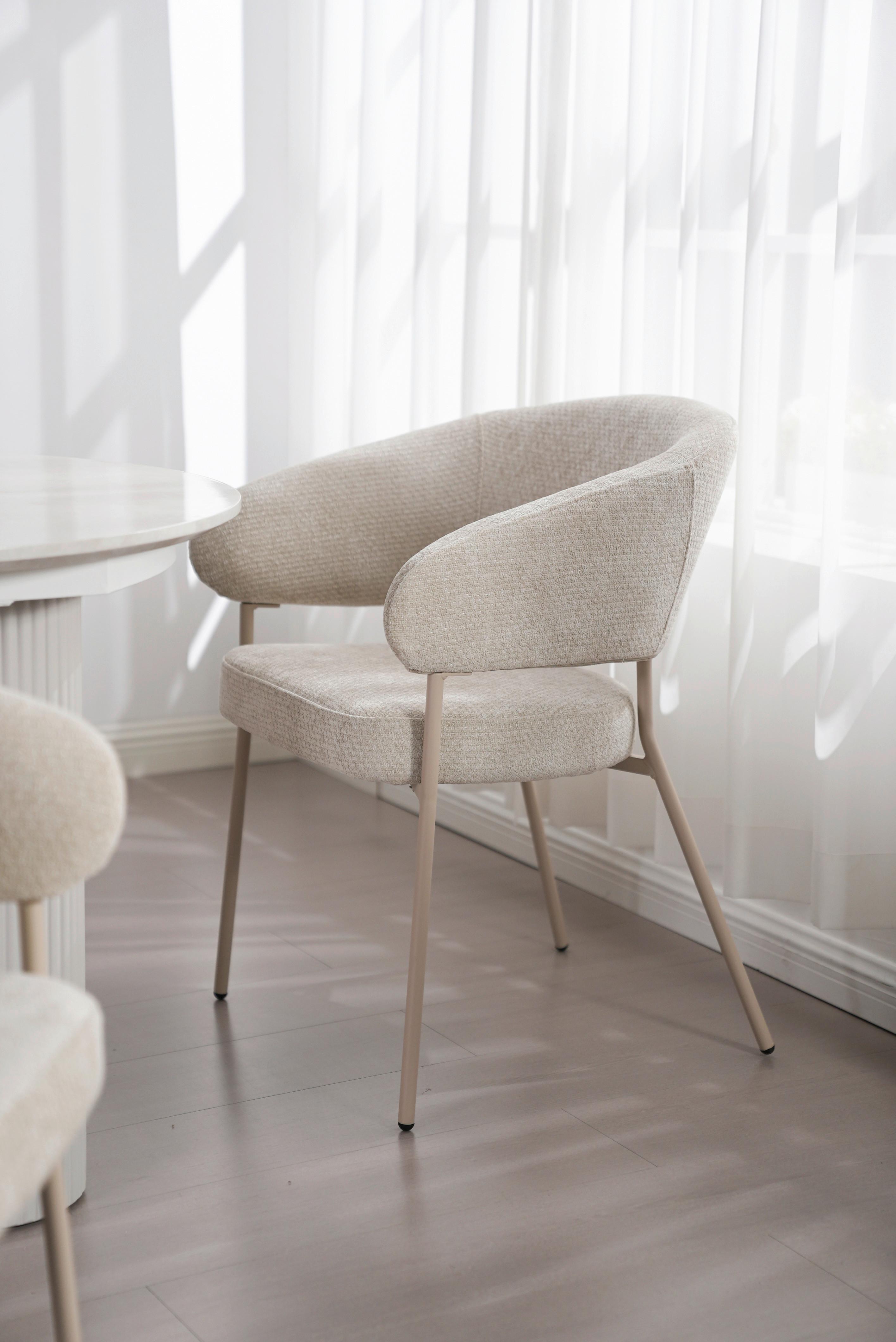Armlehnstuhl Amira Chenille beige