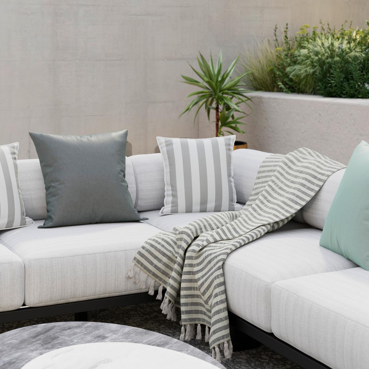 VENKOVNÍ POLŠTÁŘ MAGDA - krémová, Moderní, textil (45/8/45cm) - Bessagi Garden