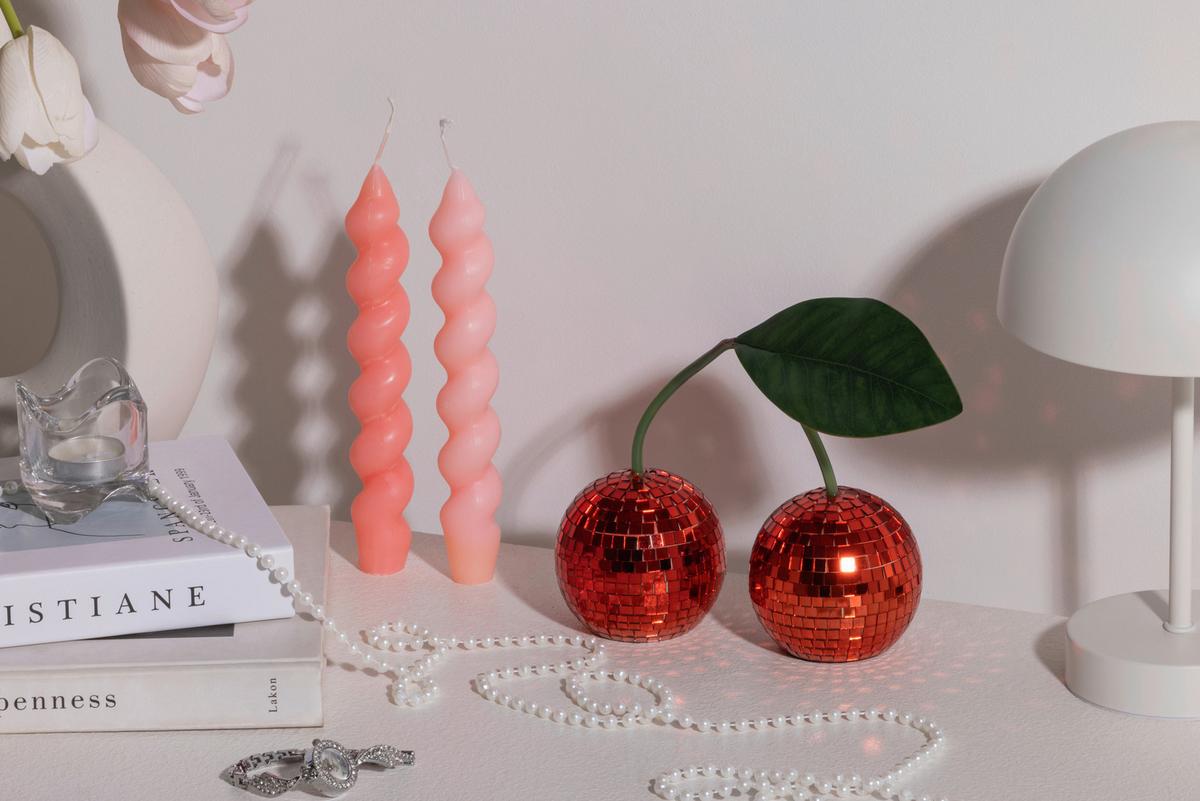 Dekokirsche Hermine - Rot/Grün, KONVENTIONELL, Glas/Kunststoff (16.5/7.5/21cm) - Luca Bessoni