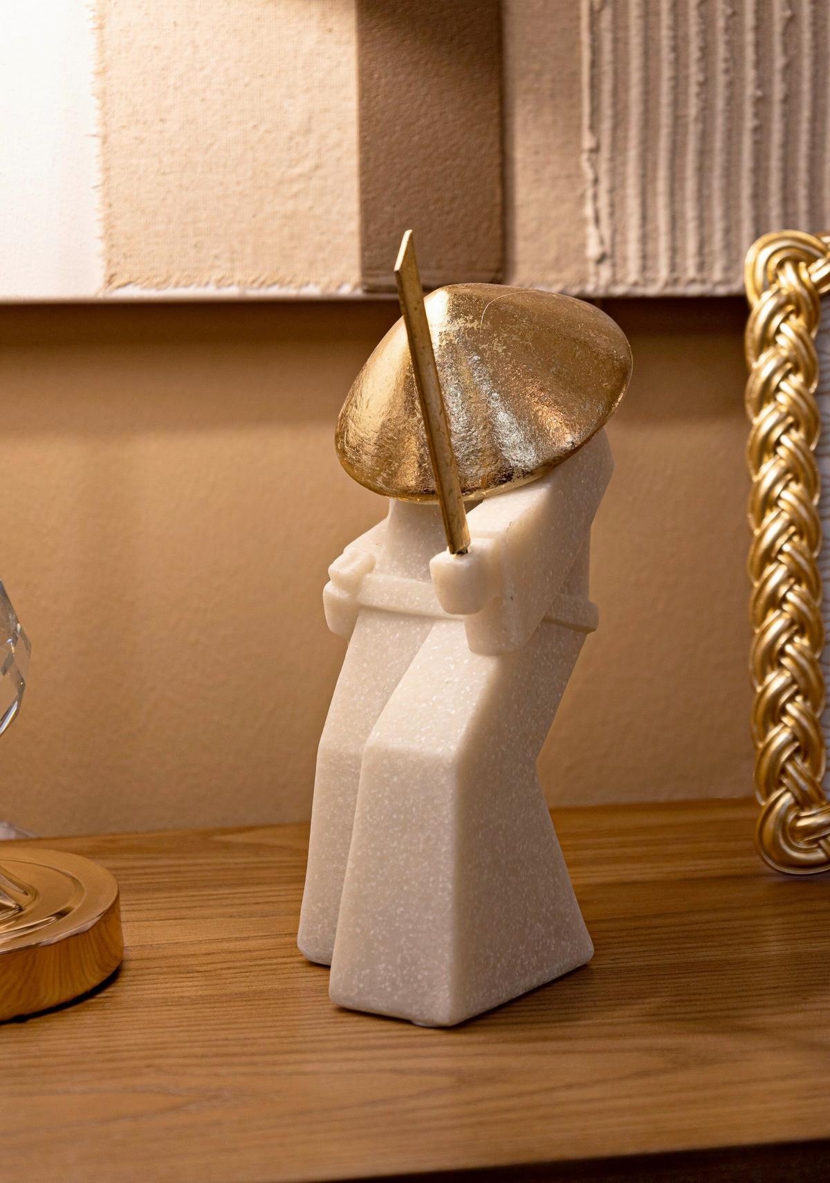 Skulptur Kunststoff/metall, Weiß/gold - Basics, Kunststoff/Metall (14/24.5/9cm)