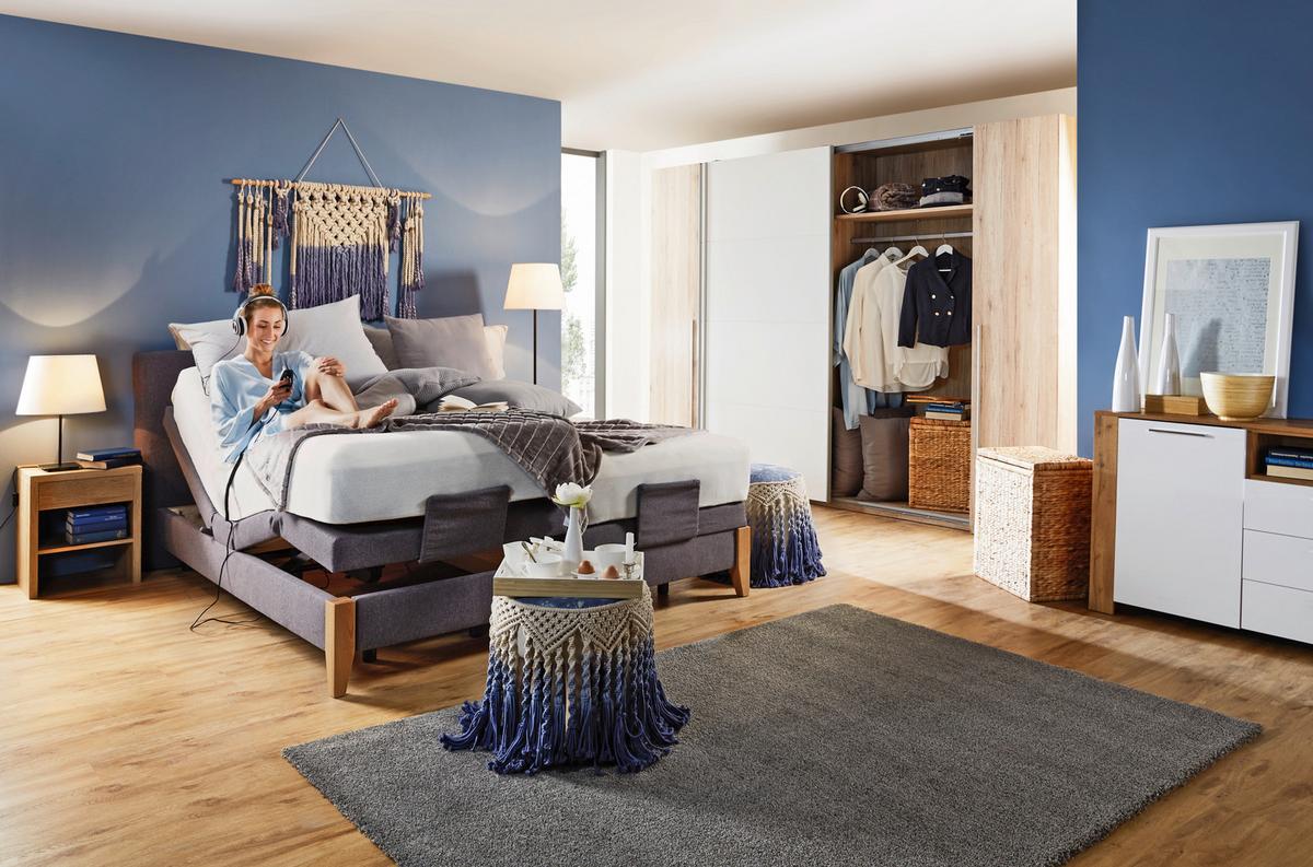 Skříň s posuvnými dveřmi JOKER,šířka 315cm - bílá/barvy dubu, Konvenční, dřevo/plast (315/225/61cm) - Based