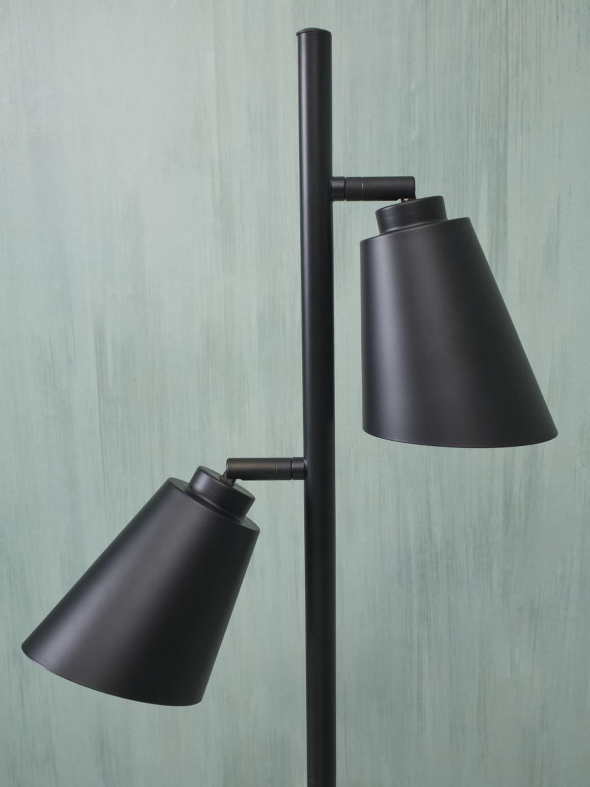 Stehlampe Bremen Schwarz mit Schalter - Schwarz, Basics, Metall (25/162cm) - It's about Romi