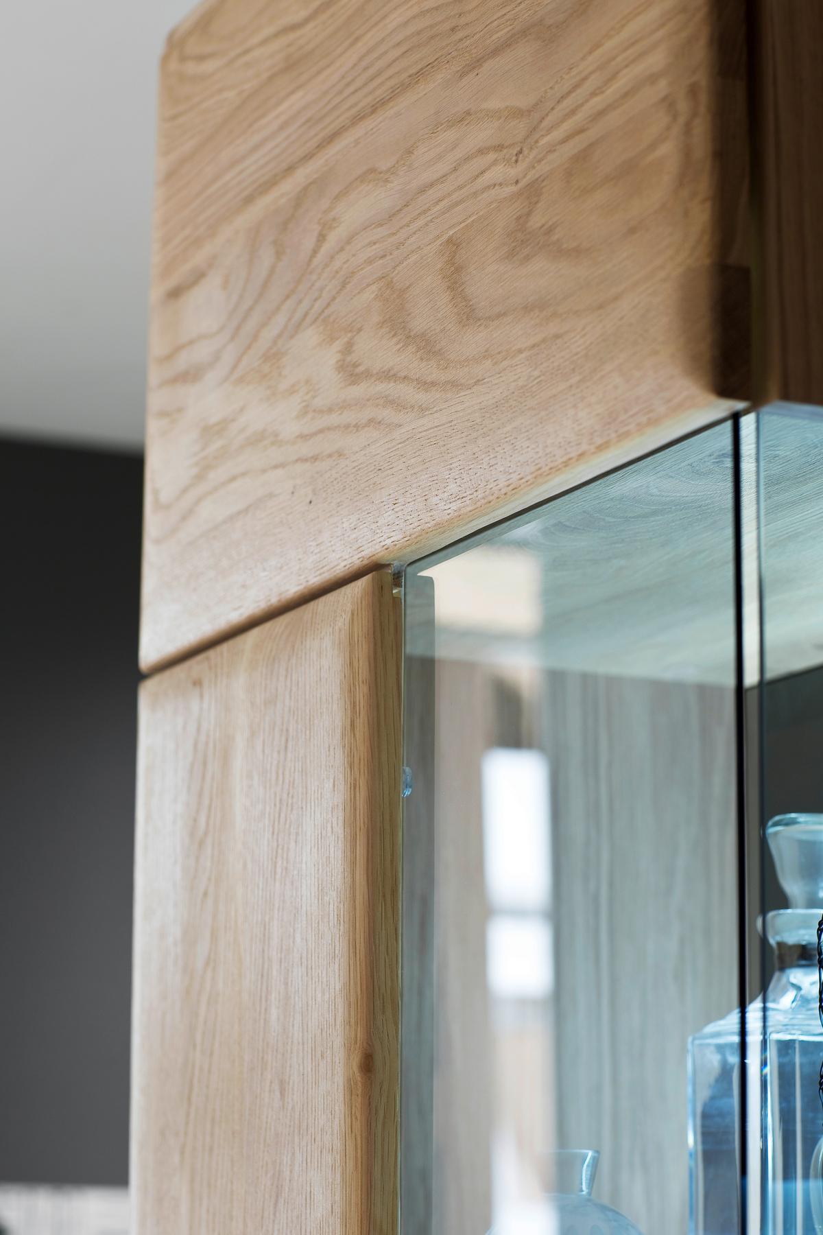 Vitrine Bologna B: 60 cm teilmassiv Eichefarben - Eichefarben, Design, Glas/Holz (60/208/38cm) - Livetastic
