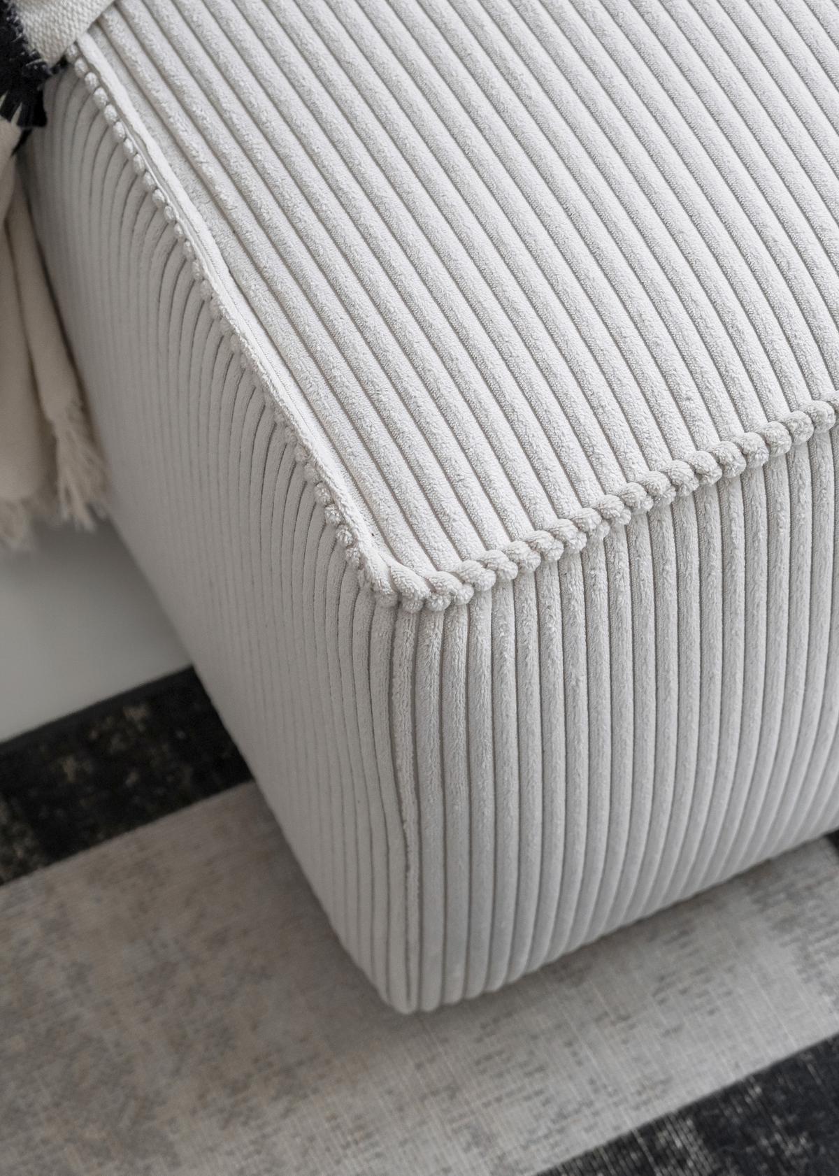 Sedačka Oliver, levá, béžová barva - černá/béžová, Design, textil/plast (194/247cm) - MID.YOU