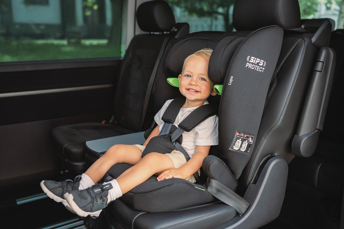 Kinderautositz Lupo I-Size - Schwarz, Basics, Kunststoff/Textil (44/62/48cm) - Osann