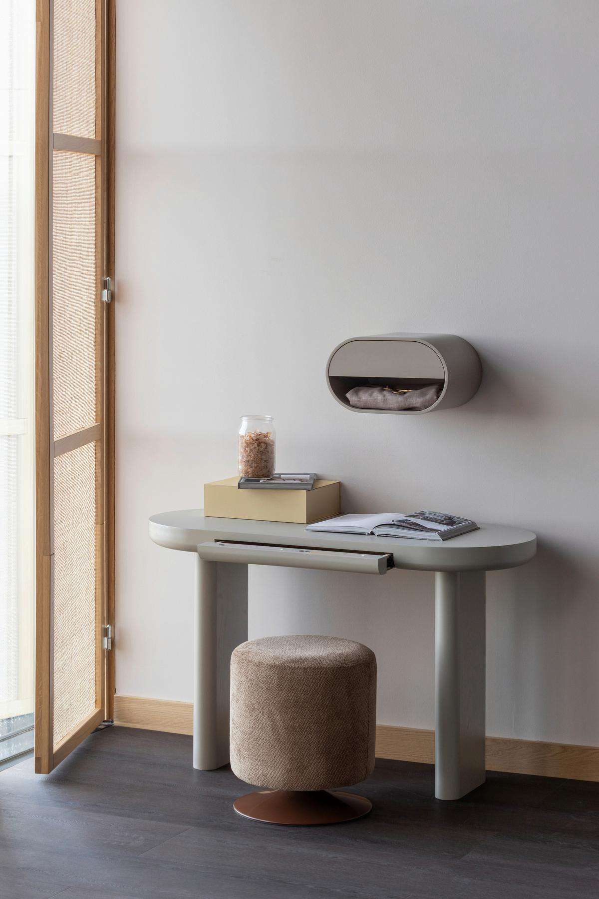 SCHREIBTISCH Mael, Grau B: 120 cm - Grau, Design, Holzwerkstoff (120/50/75cm) - Livetastic